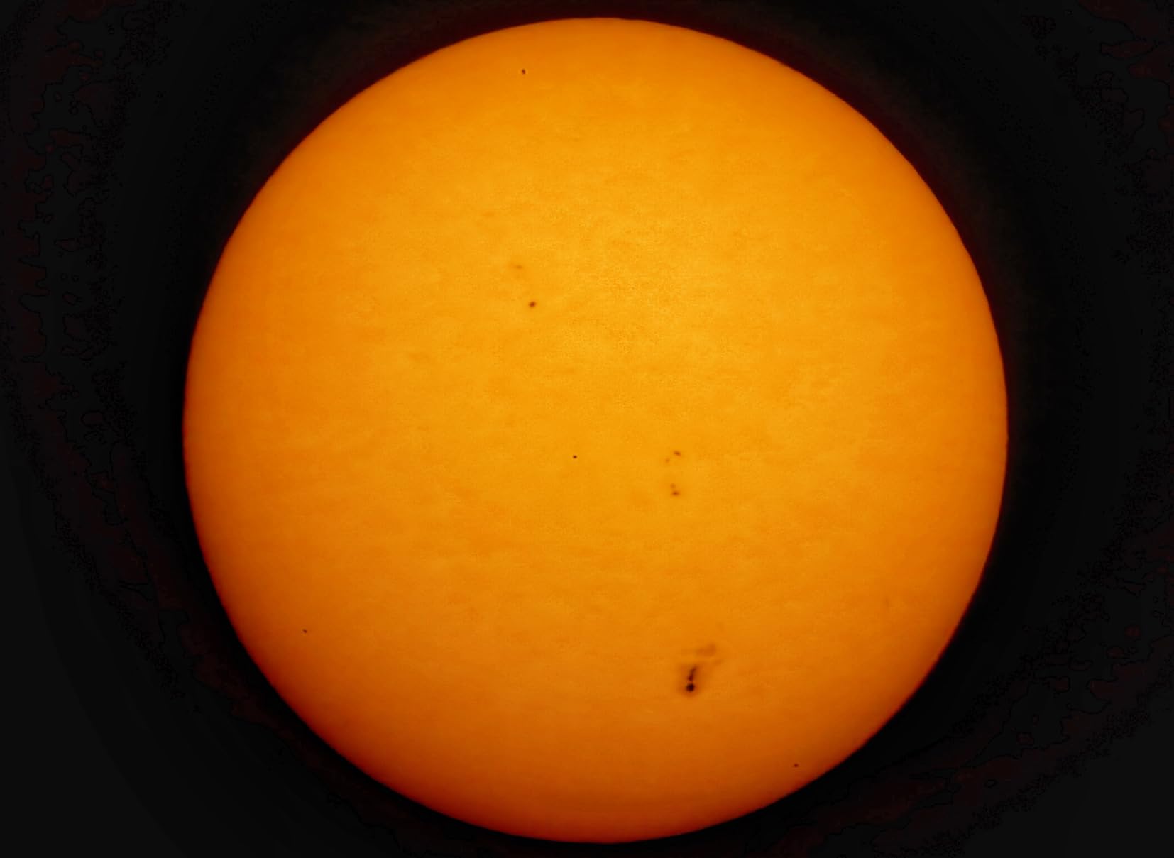Celestron - EclipSmart Safe Solar Eclipse Telescope Filter - Meets ISO 12312-2:2015(E) Standards - Works with Existing 127 and 130 Telescopes customer photo 1