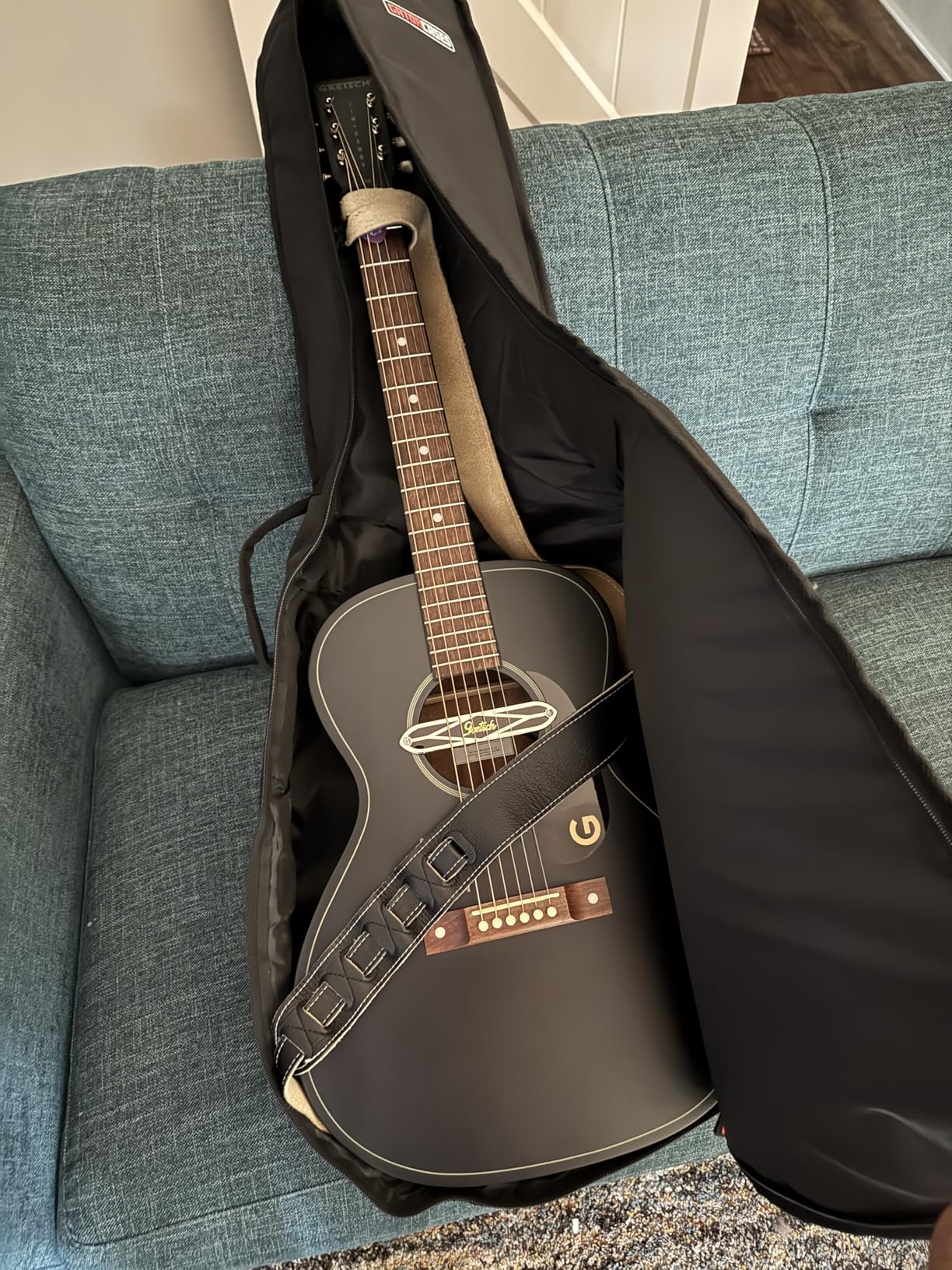 Gator Cases Foam Padded Acoustic Guitar Gig Bag, Fits Dreadnought Style Acoustic Guitars up to 41.9
