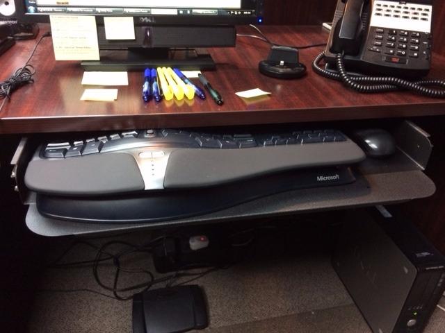 Microsoft Natural Ergonomic Keyboard 4000 for Business - Wired customer photo 2