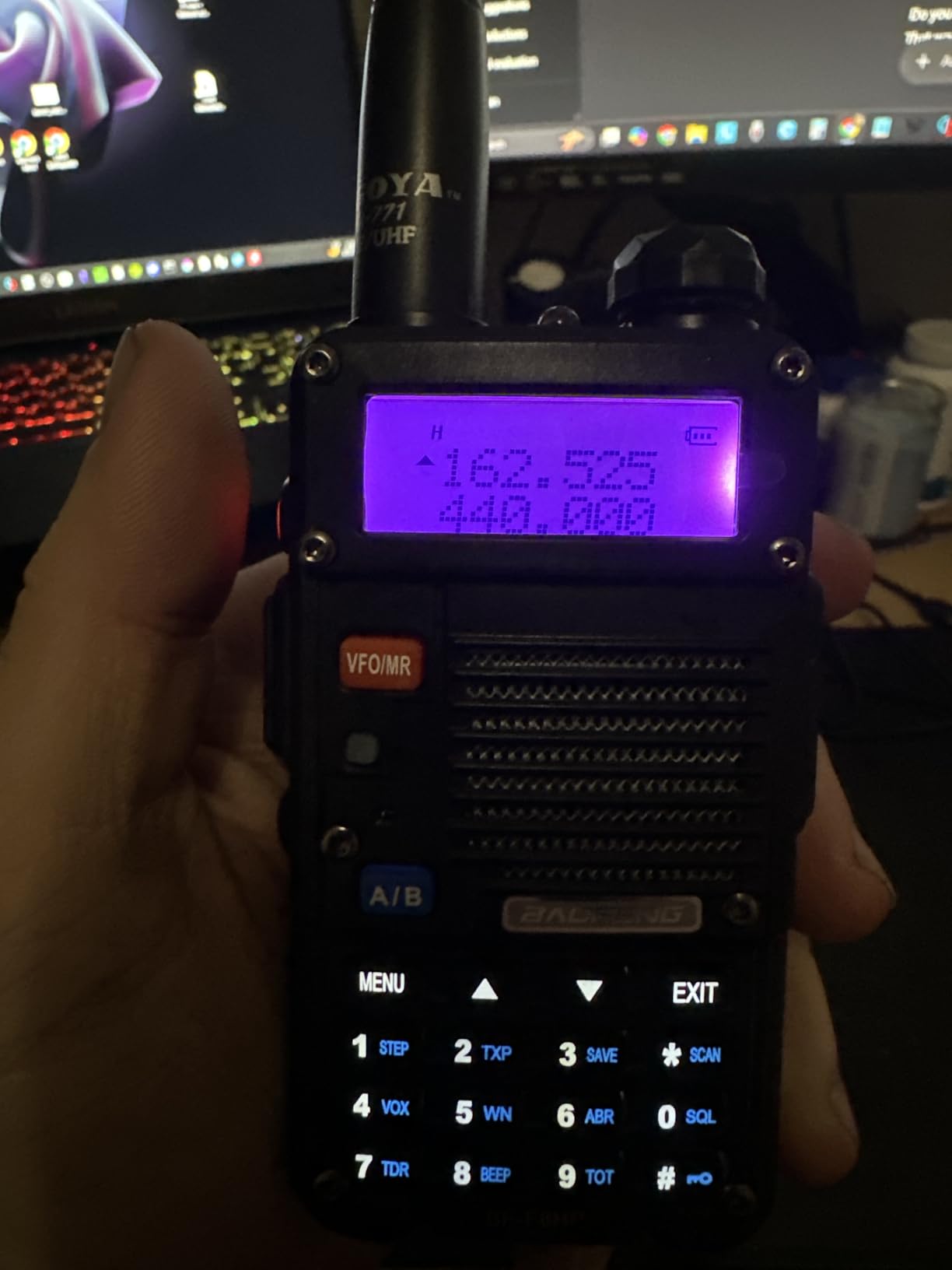 BAOFENG BF-F8HP (UV-5R 3rd Gen) 8-Watt Dual Band Two-Way Radio (136-174MHz VHF & 400-520MHz UHF) Includes Full Kit with Large Battery customer photo 2