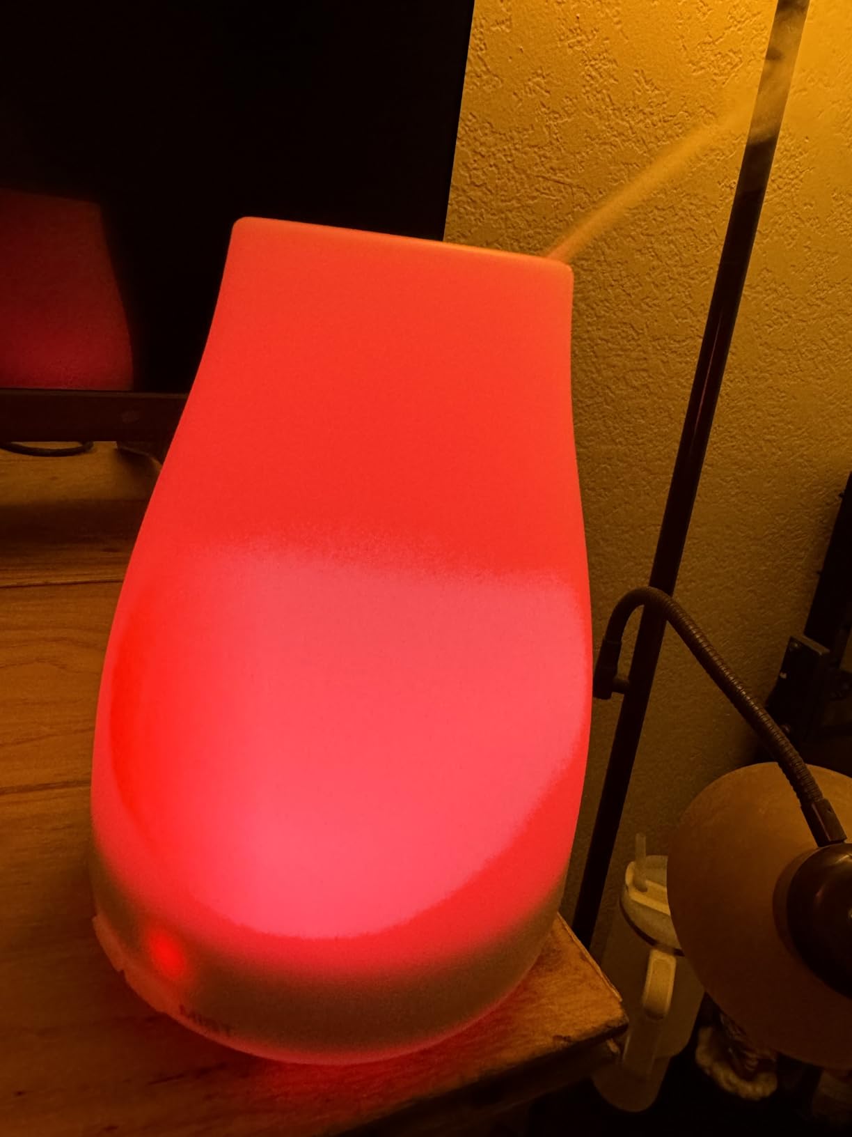 InnoGear Essential Oil Diffuser, Ultrasonic Diffusers for Home Aromatherapy Humidifier for Bedroom Room 7 Colors LED 2 Mist Mode Auto Off, Basic White customer photo 2