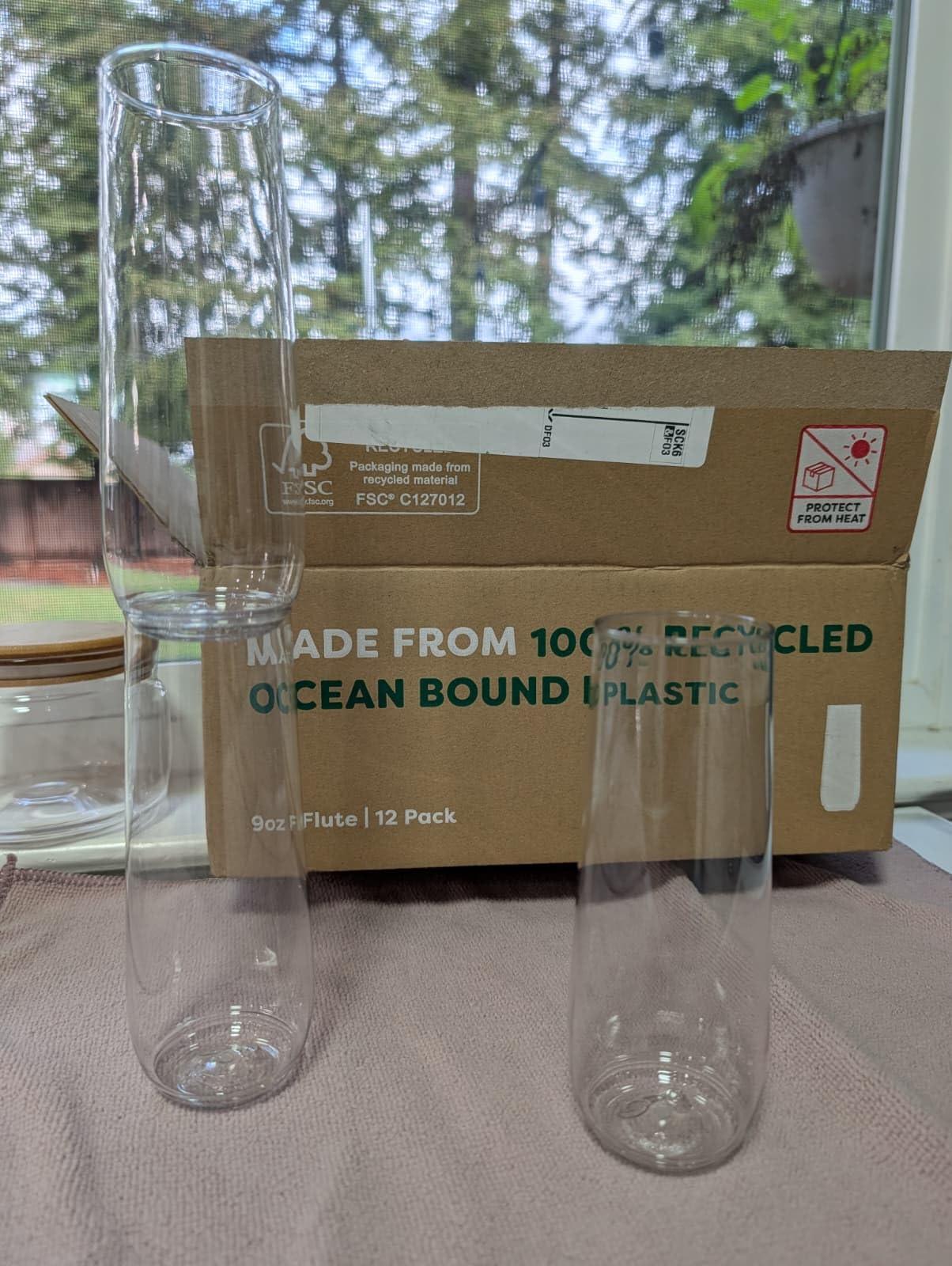 TOSSWARE POP 9oz Flute, Premium Quality, Recyclable, Unbreakable & Crystal Clear Plastic Champagne Glasses,Flute , 12 Count (Pack of 1) customer photo 1
