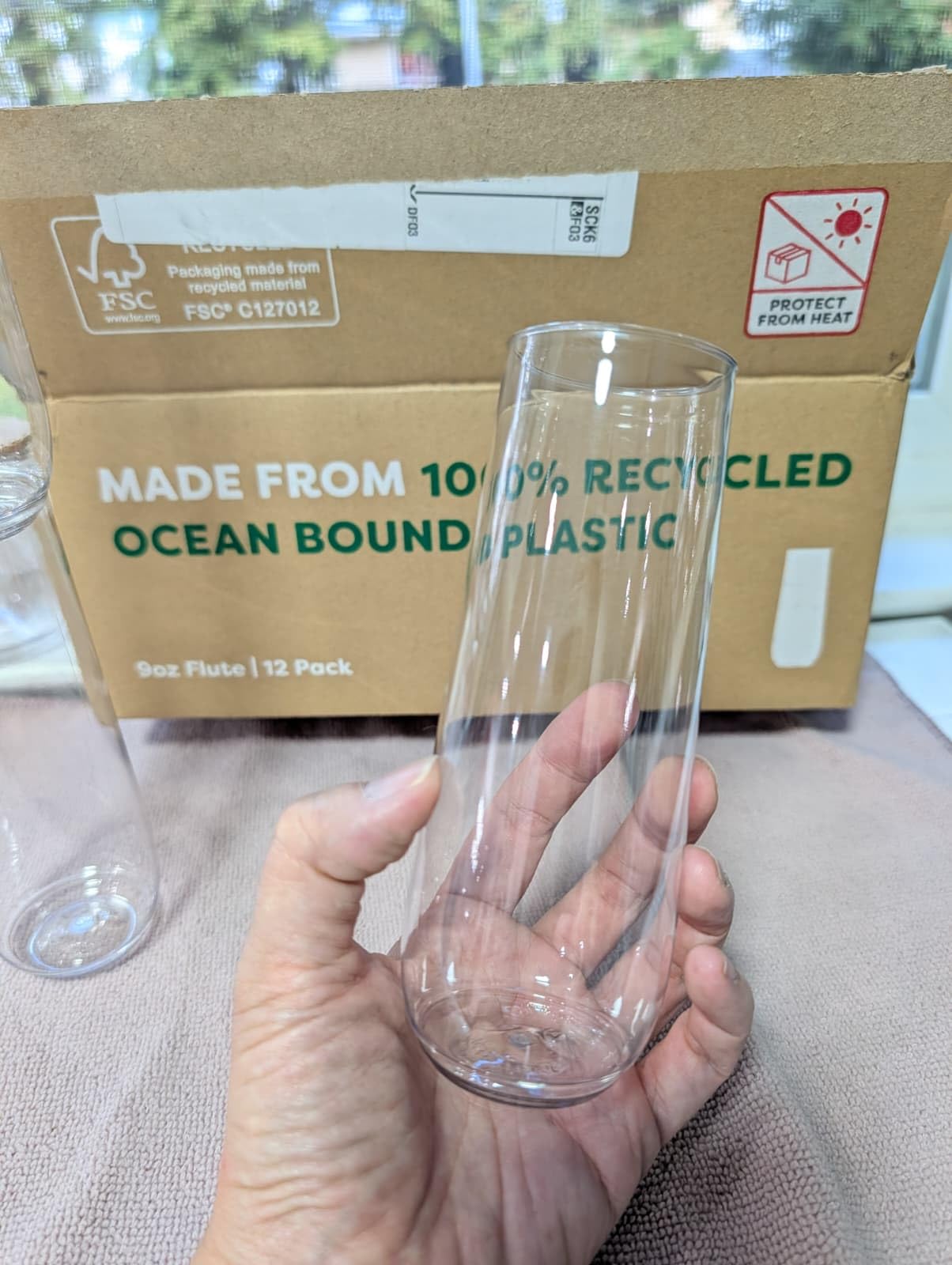 TOSSWARE POP 9oz Flute, Premium Quality, Recyclable, Unbreakable & Crystal Clear Plastic Champagne Glasses,Flute , 12 Count (Pack of 1) customer photo 2