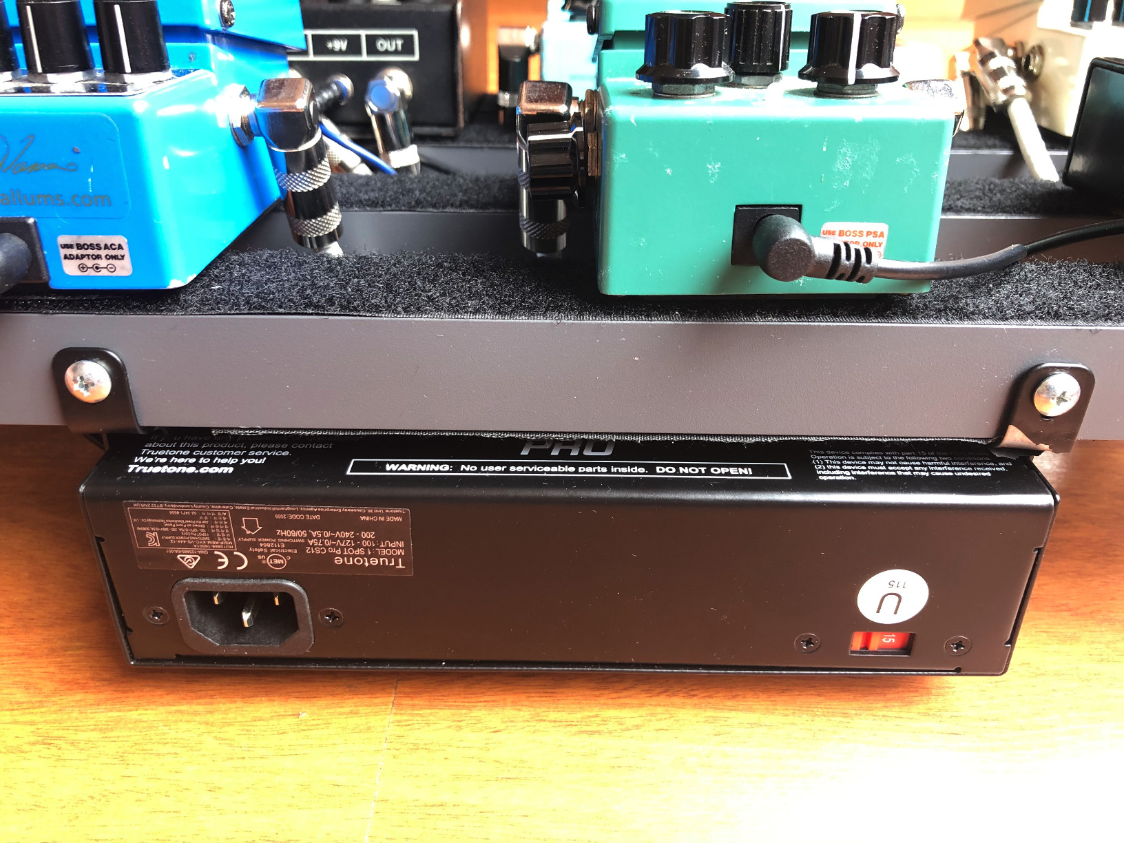 Truetone 1 SPOT Pro CS12 Guitar Pedal Power Supply with 12 Isolated Outputs customer photo 2