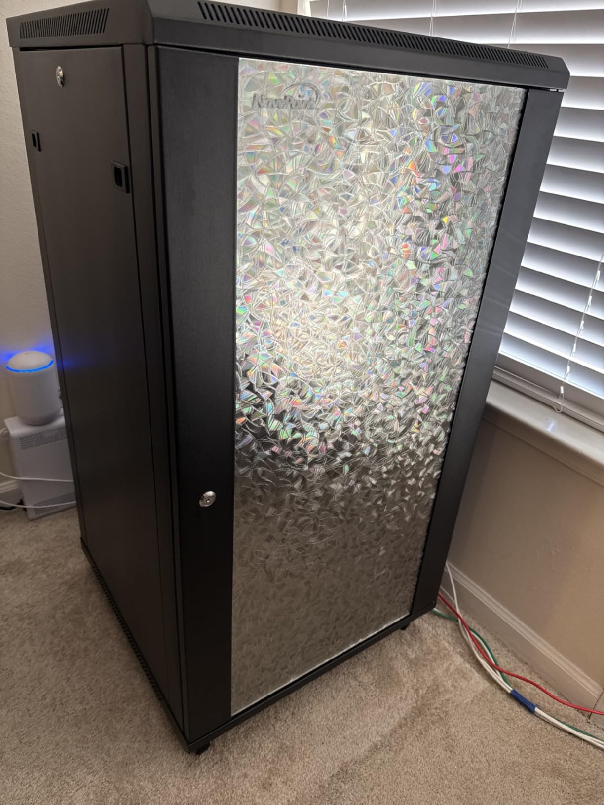 NavePoint 15U Server Cabinet - Wall Mount with Caster Wheels, 2 Fans, Locking Glass Door customer photo 2