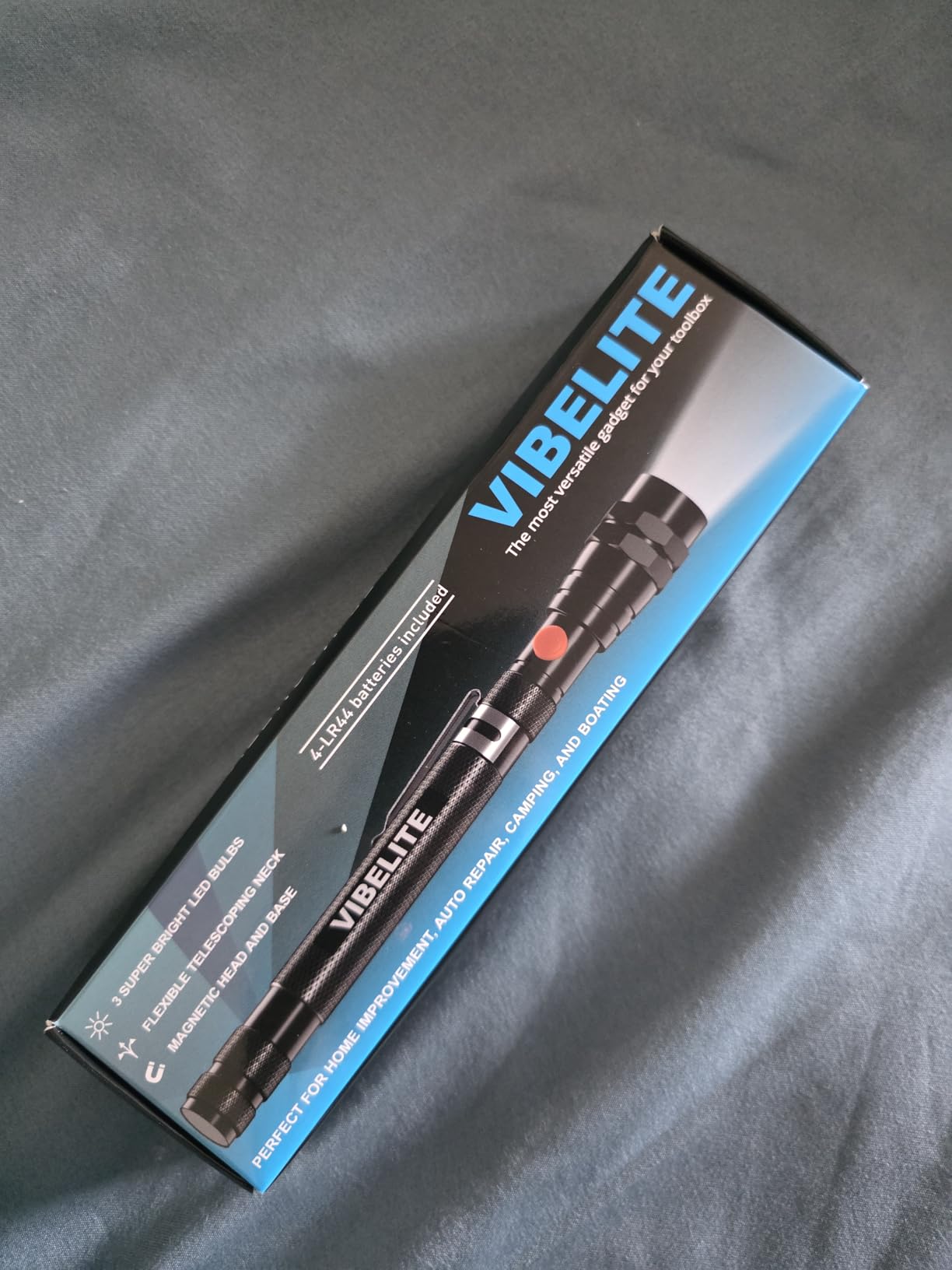 VIBELITE Extendable Magnetic Flashlight with Telescoping Magnet Pickup Tool-Cool Gadget Gifts for Men, Women, Him, Teen Boys, Husband, Dad, Father, Mechanic, Birthday Gifts for Men, Black customer photo 1