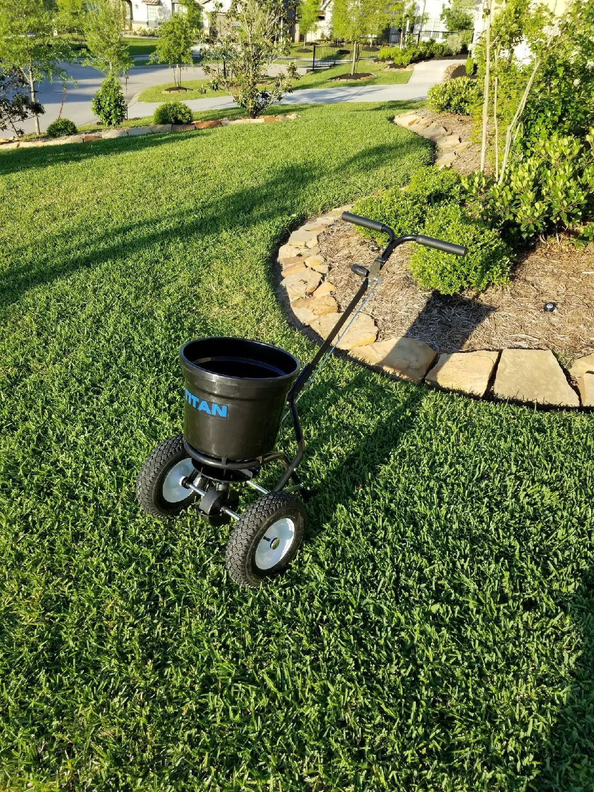 Titan Attachments 50 lb Professional Fertilizer Push Broadcast Spreader, Spreads 10 to 12 FT, Lawn Care and Ice Melter, Yard Tool customer photo 2