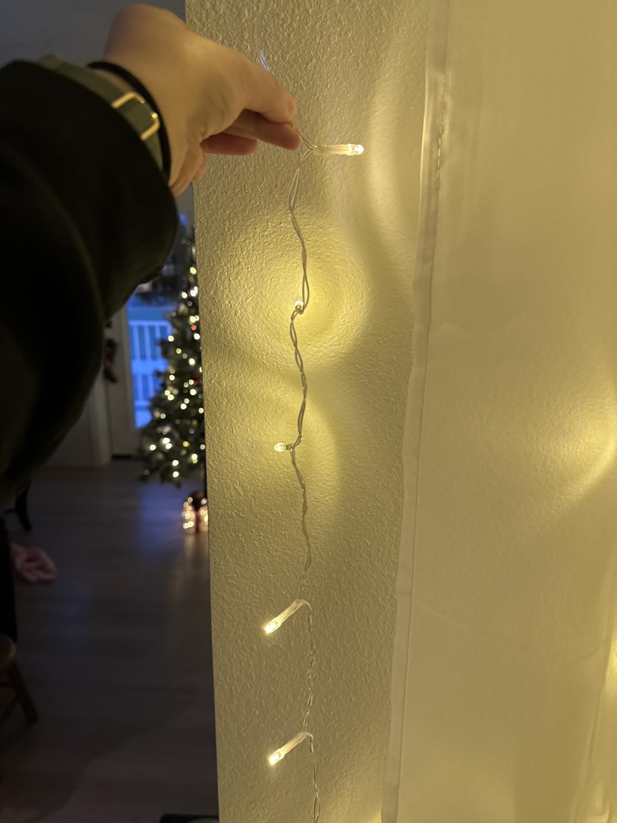 Twinkle Star 300 LED Curtain String Lights, 8 Modes Plug in Fairy Lights for Bedroom,Wedding,Party,Birthday, Hanging Twinkle Light for Indoor Outdoor Wall Window Backdrop Decoration, Warm White customer photo 1