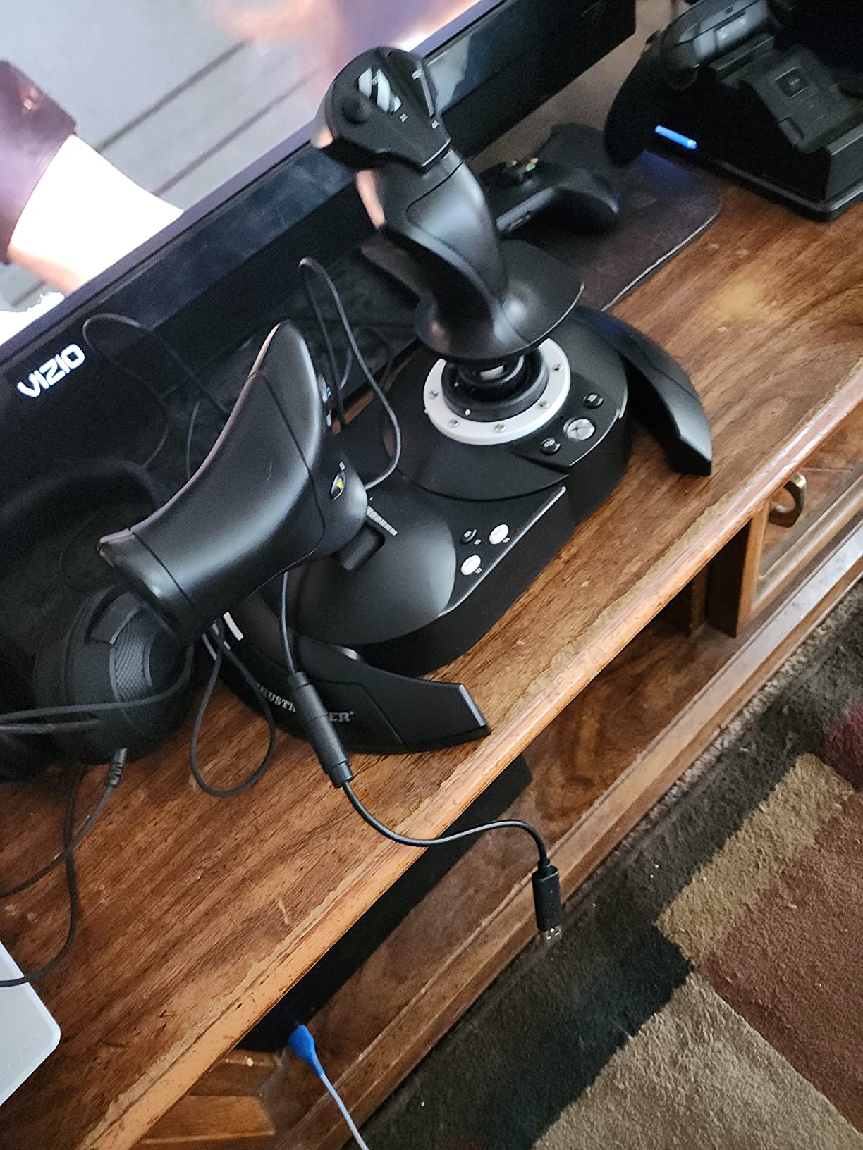 Thrustmaster T-Flight Hotas One Flight Stick Controller for PC & Xbox Series X|S customer photo 1