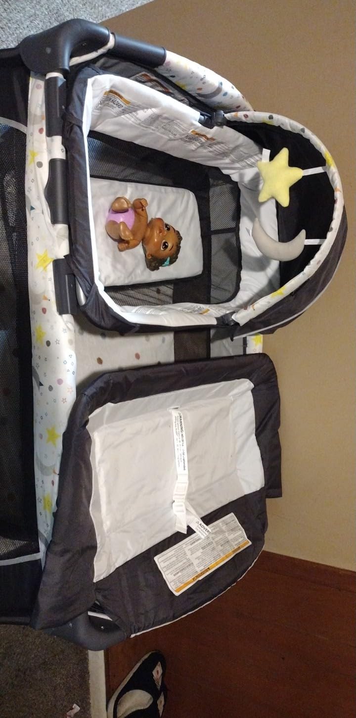 Baby Trend Lil' Snooze Deluxe II Nursery Center, Twinkle Twinkle Little Moon customer photo 1