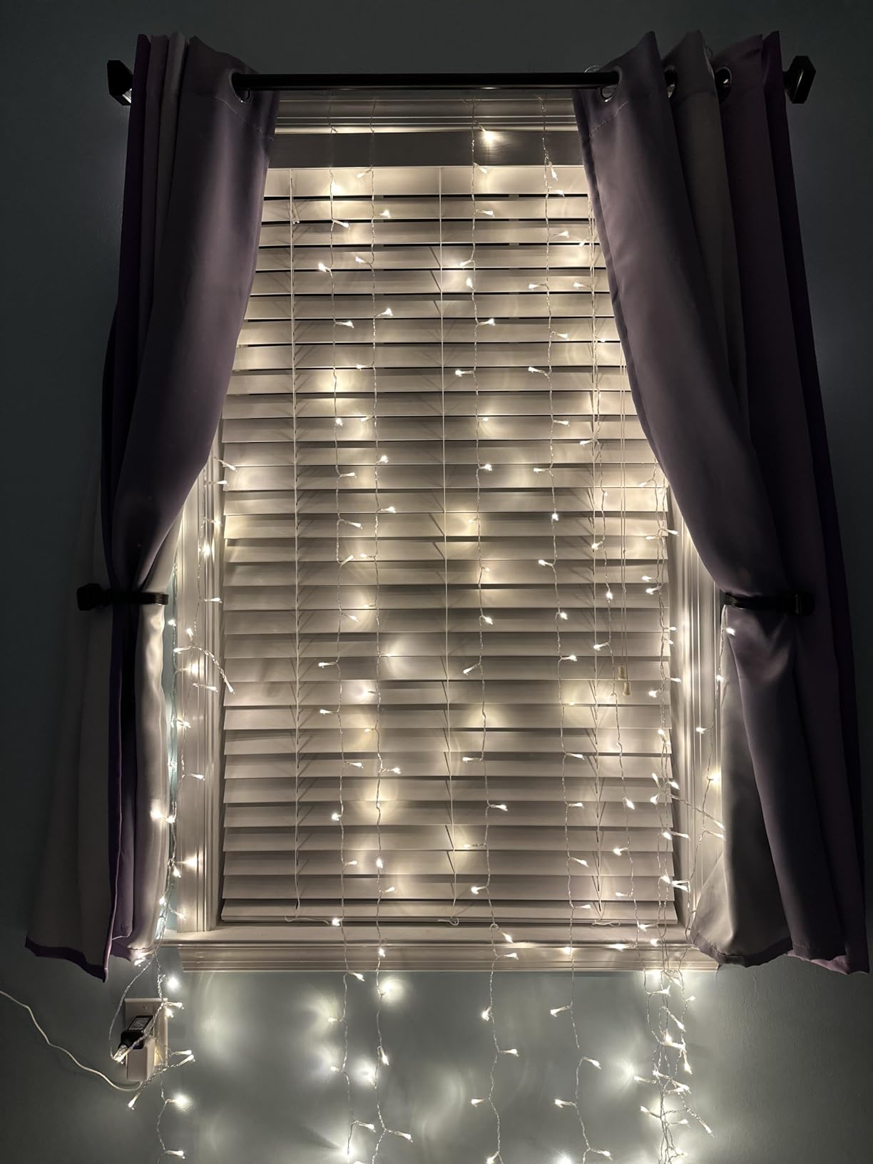 JMEXSUSS 300 LED Remote Control Curtain Lights, Plug in Fairy Curtain Lights Outdoor, Window Wall Hanging String Lights for Bedroom Indoor Dorm Backdrop Wedding Party Patio Christmas Decor, Warm White customer photo 1