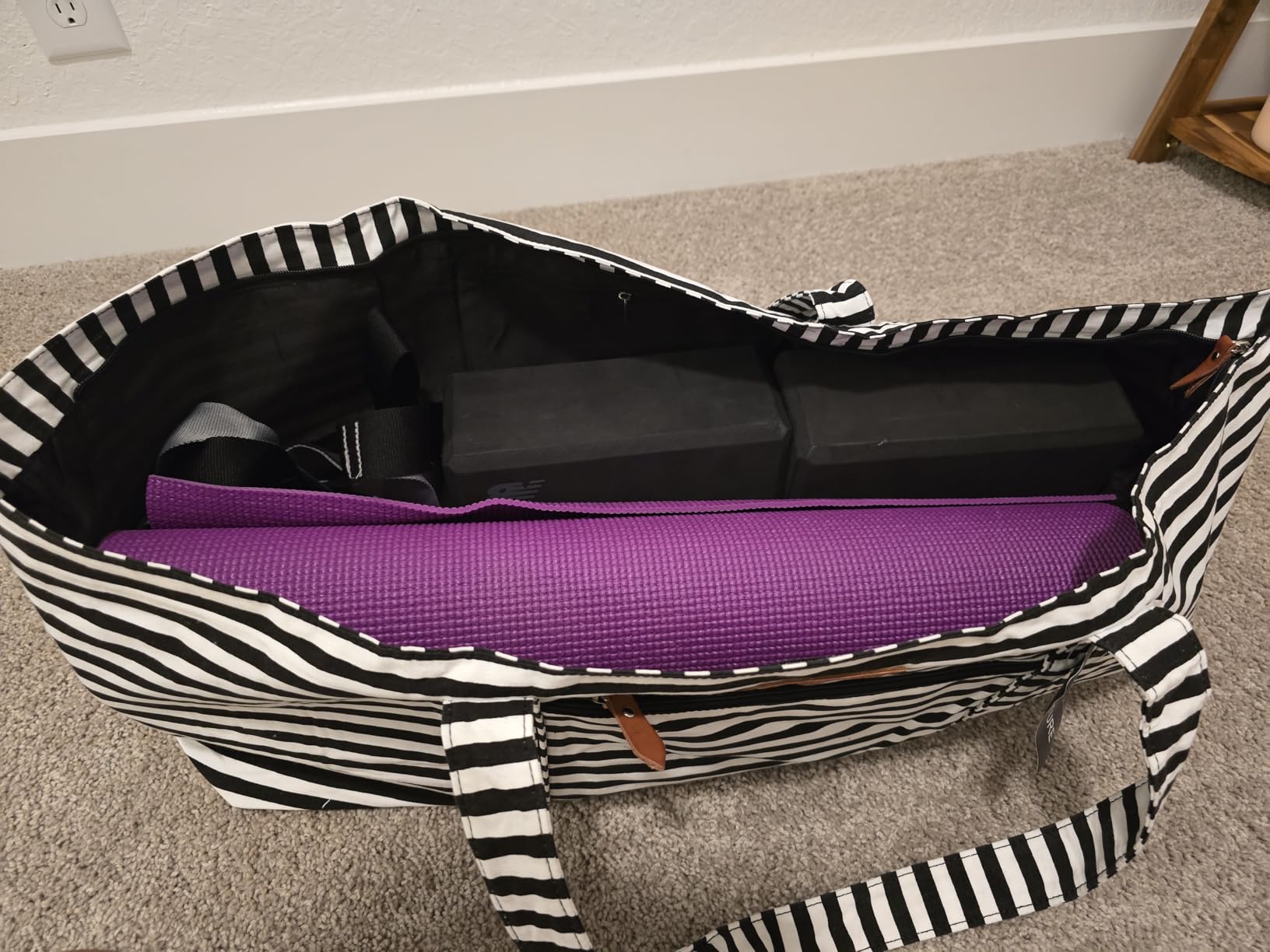 Large Yoga Mat Bag for Women Men, Travel Gym Bag for Pilates Office Beach Workout, Yoga Mat Tote Carrier with Mat Strap for 1/4