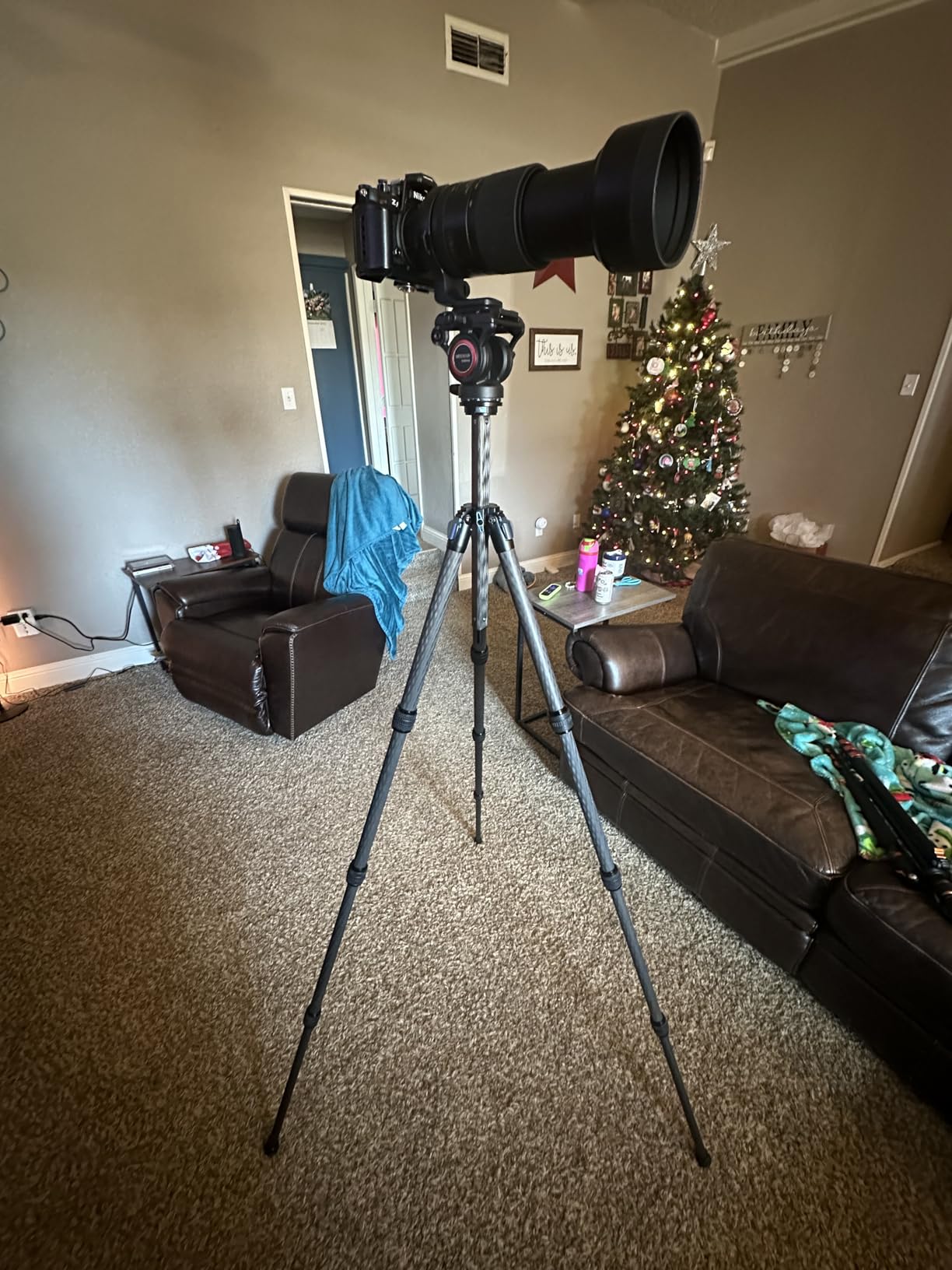 Sirui AM-124 Carbon Fiber Tripod with Triangular Center Column, 62.6 inch Compact Travel Tripod for Camera, 4 Sections, Waterproof Twist Lock, Load 26.5lbs customer photo 1