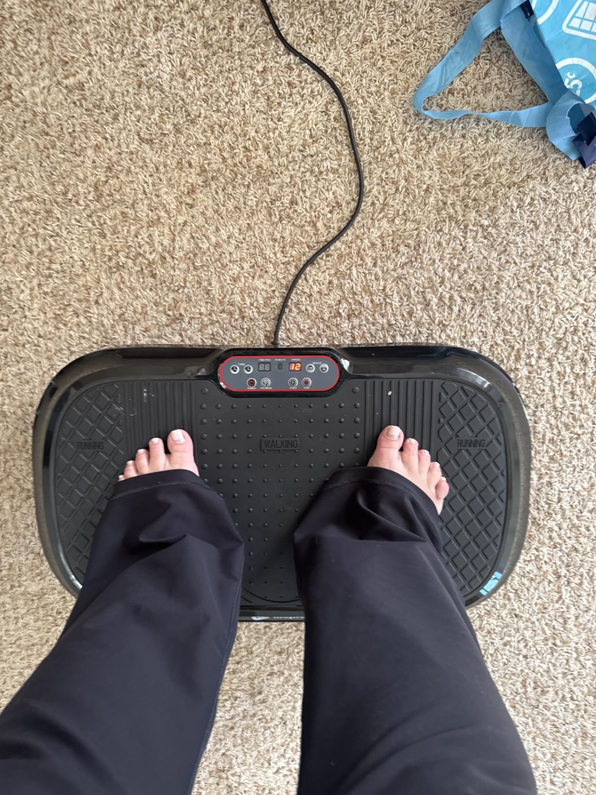 Lifepro Waver Vibration Plate Exercise Machine - High-Intensity Vibration Plate for Lymphatic Drainage - Full-Body Workout Vibrating Platform with Loop Bands - Fitness Equipment for Strength & Toning customer photo 2