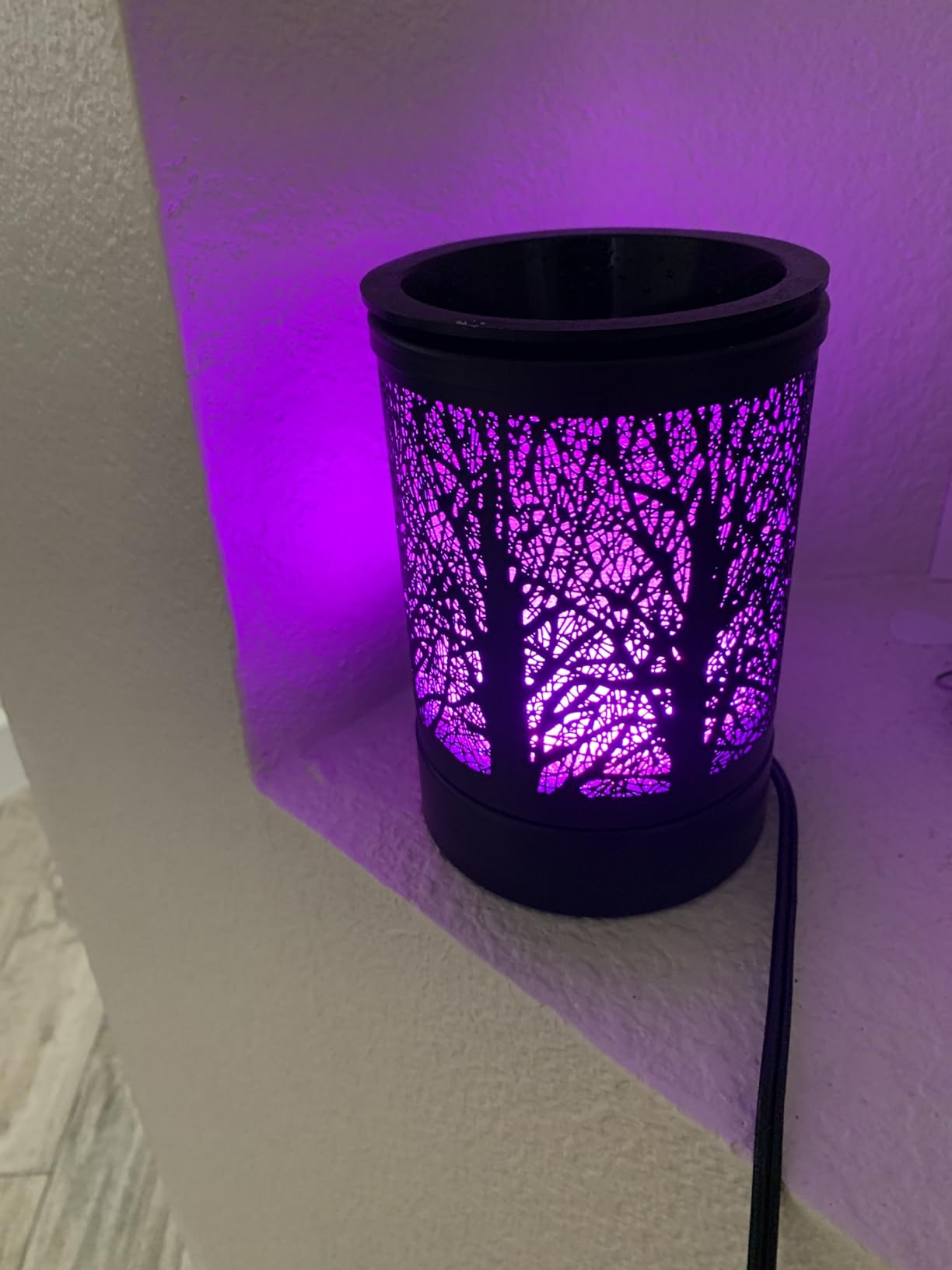Fragrance Wax Melts Warmer with 7 Colors LED Changing Light Classic Black Forest Design Scent Oil Candle Warmer for Home Black Forest customer photo 2