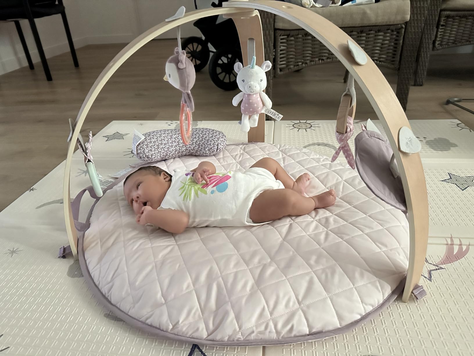 Ingenuity Cozy Spot Reversible Duvet Activity Gym & Play Mat with Wooden Toy bar customer photo 1