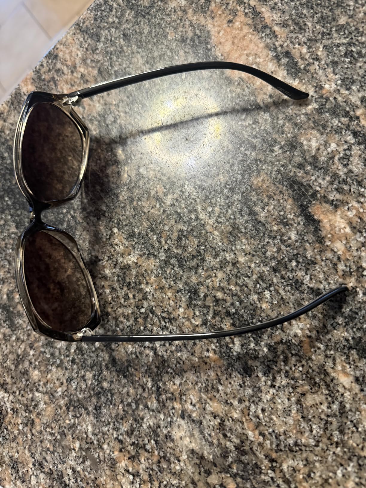 The Fresh Women's Oversized Square Jackie O Cat Eye Hybrid Butterfly Fashion Sunglasses - Exquisite Packaging customer photo 2