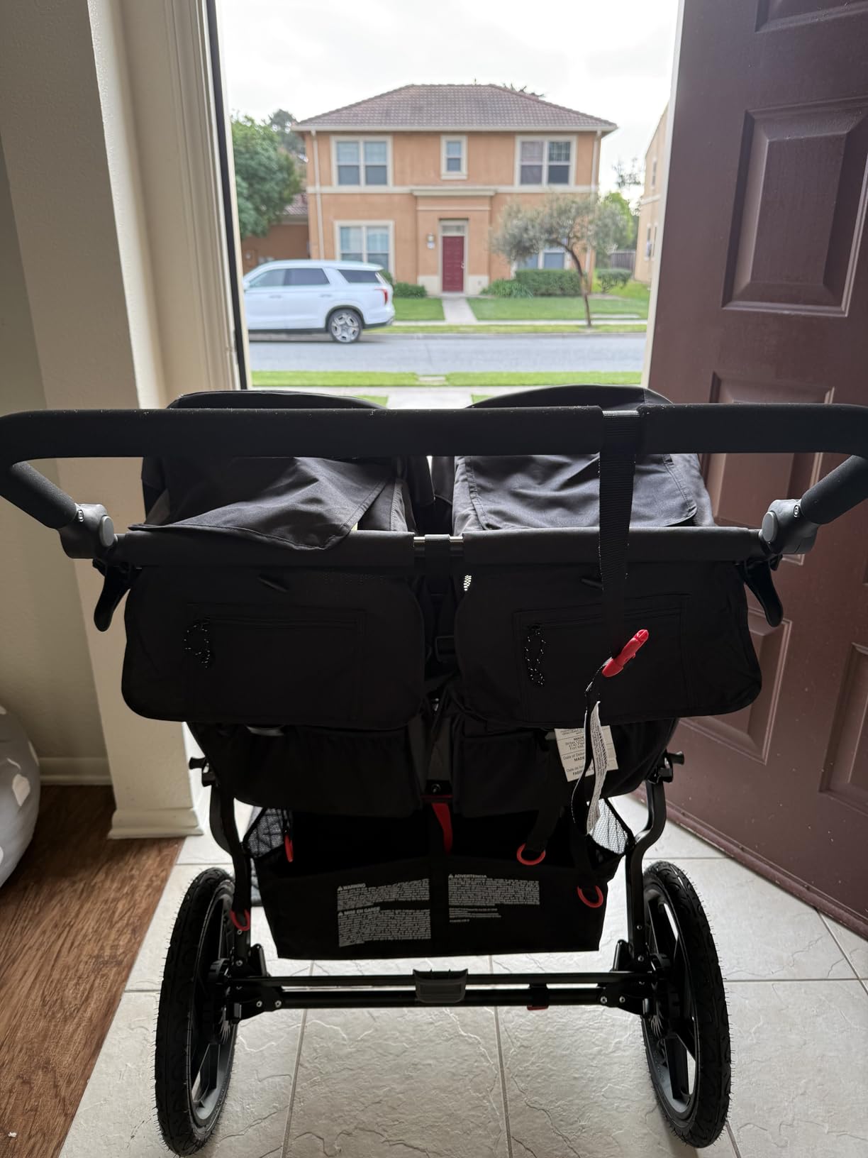 BOB Gear Revolution Flex 3.0 Jogging Stroller, Graphite Black customer photo 1