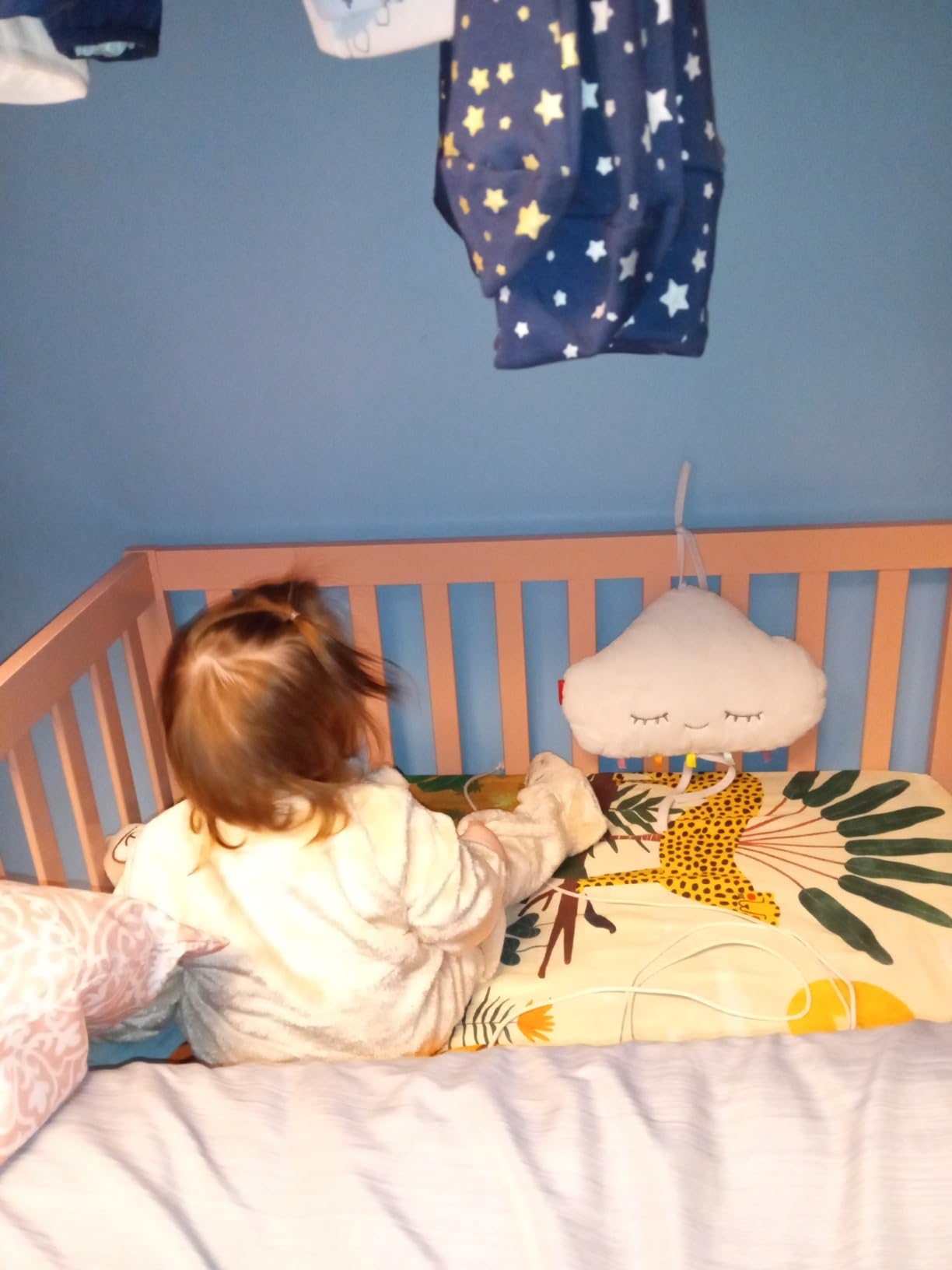 Dream On Me Edgewood 4-in-1 Convertible Mini Baby Crib in White GreenGuard Gold & JPMA, Non-Toxic, Compact 40×25×33