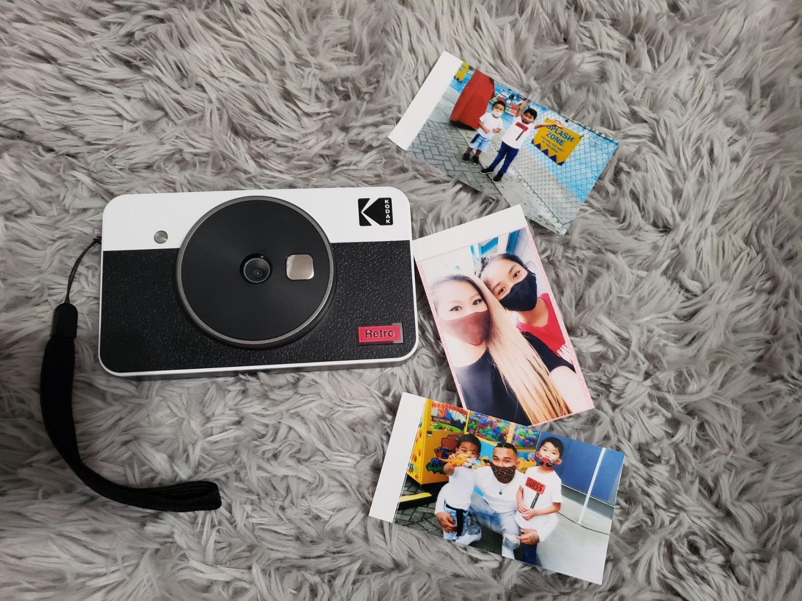 Kodak Mini Shot 2 Retro 4PASS 2-in-1 Instant Digital Camera and Photo Printer (2.1x3.4 inches) + 8 Sheets, White customer photo 1