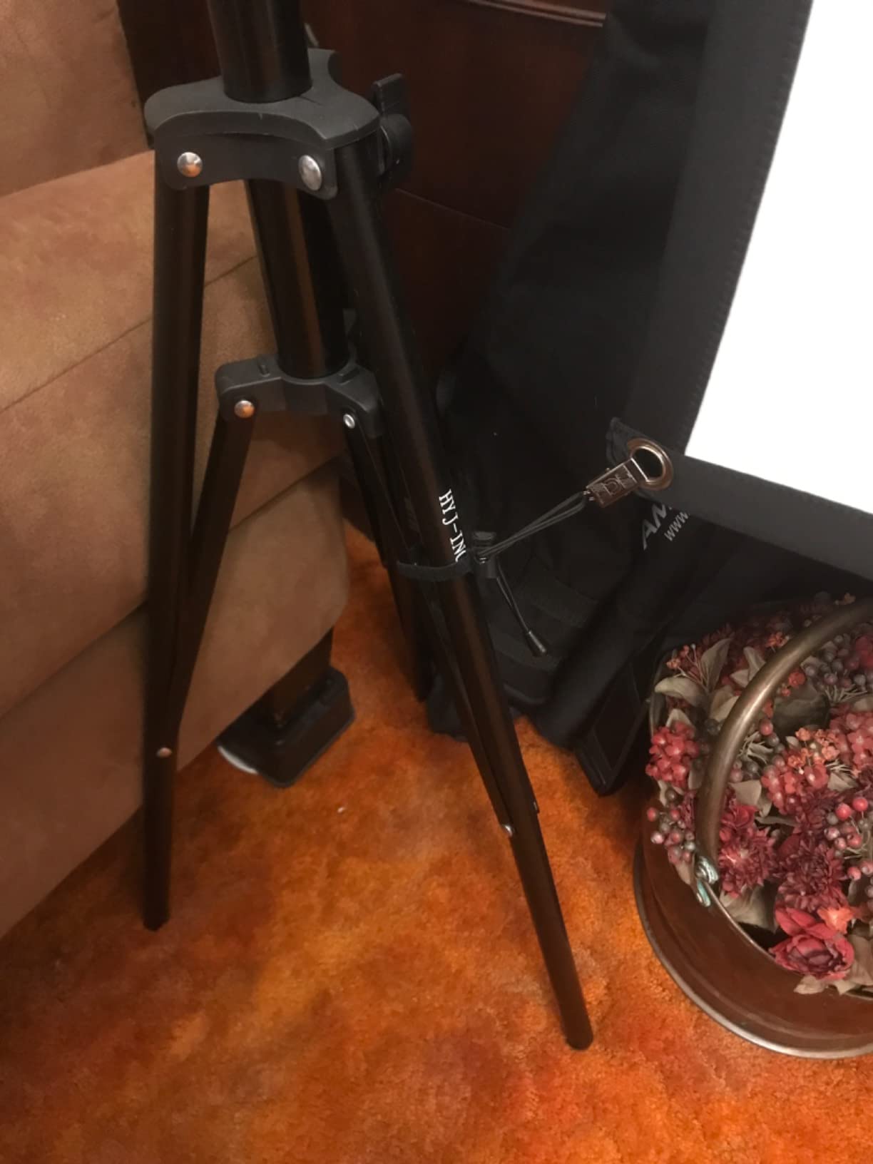 12ft x 10ft Photo Video Studio Heavy Duty Adjustable Photography Muslin Backdrop Stand Background Support System Kit with Carry Bag 4 Spring Clamps customer photo 2