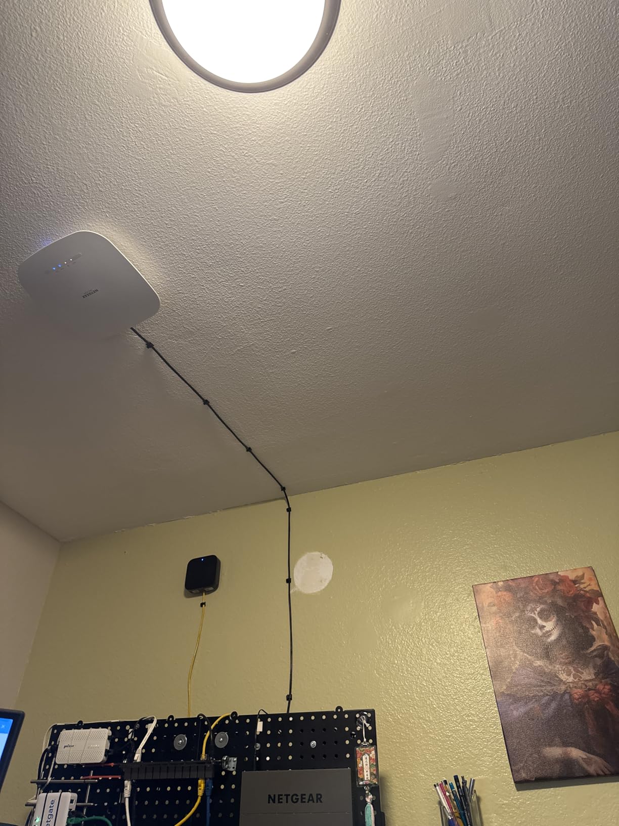 NETGEAR Cloud Managed Wireless Access Point (WAX610) - WiFi 6 Dual-Band AX1800 Speed | Up to 200 Client Devices | 802.11ax | Insight Remote Management | PoE+ Powered or AC Adapter (not Included) customer photo 1