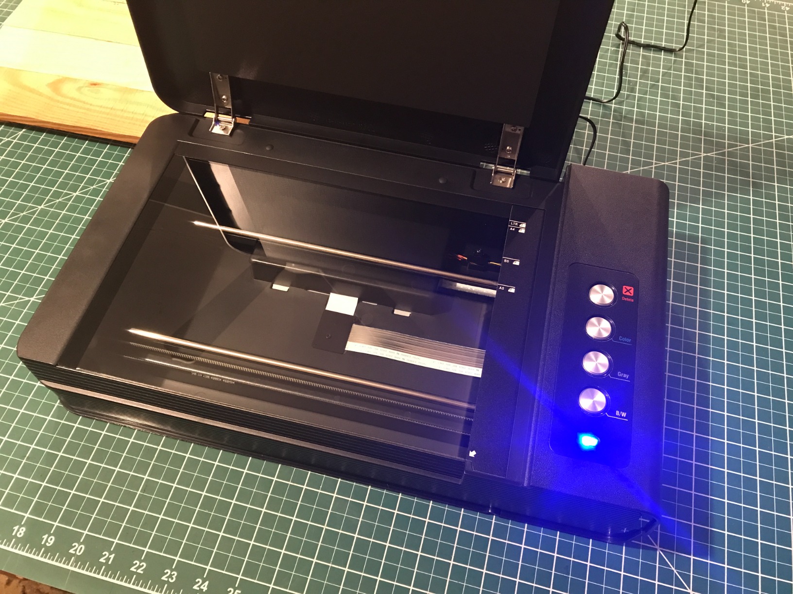 Plustek OpticBook 4900 Scanner with Bookmaker - Simplify scanning and Make Your Paper/Document Digitized & Organized with Software to Archive, Look up and Share Files customer photo 2