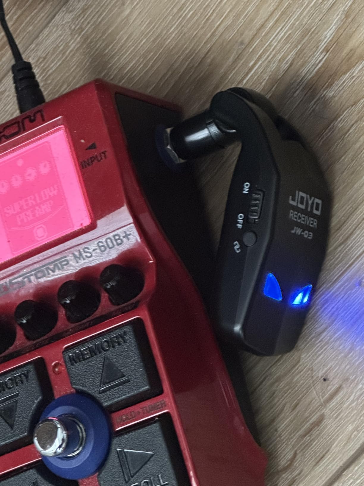 JOYO 2.4GHz Wireless Guitar System 4 Channels Rechargeable Audio Wireless Transmitter Receiver for Guitar Bass Electric Instruments (JW-03) customer photo 2