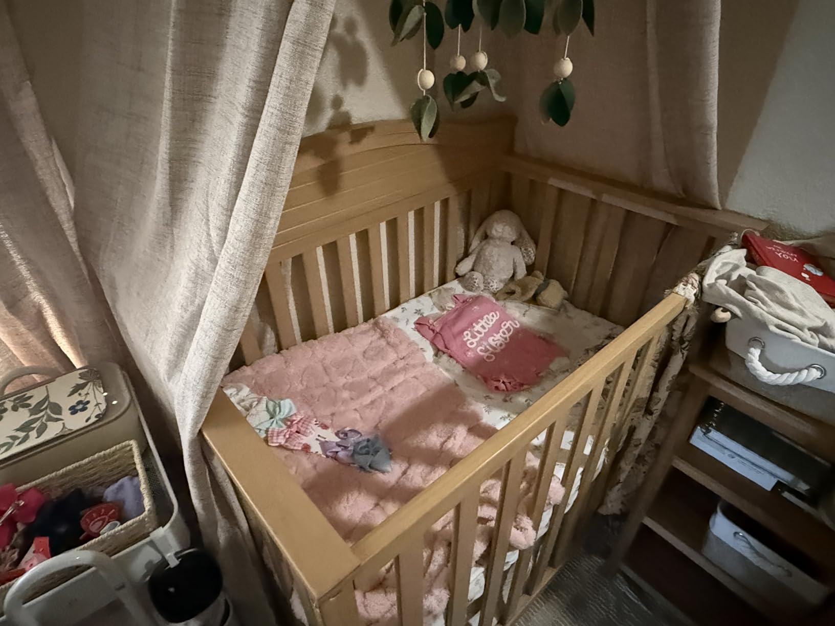 Graco Stella 4-in-1 Convertible Mini Crib with Bonus Mattress - Includes Bonus 2.75 Inch Thick Mattress with Water-Resistant Cover, Converts to Twin Bed, Ideal Crib for Small Spaces (White) customer photo 1