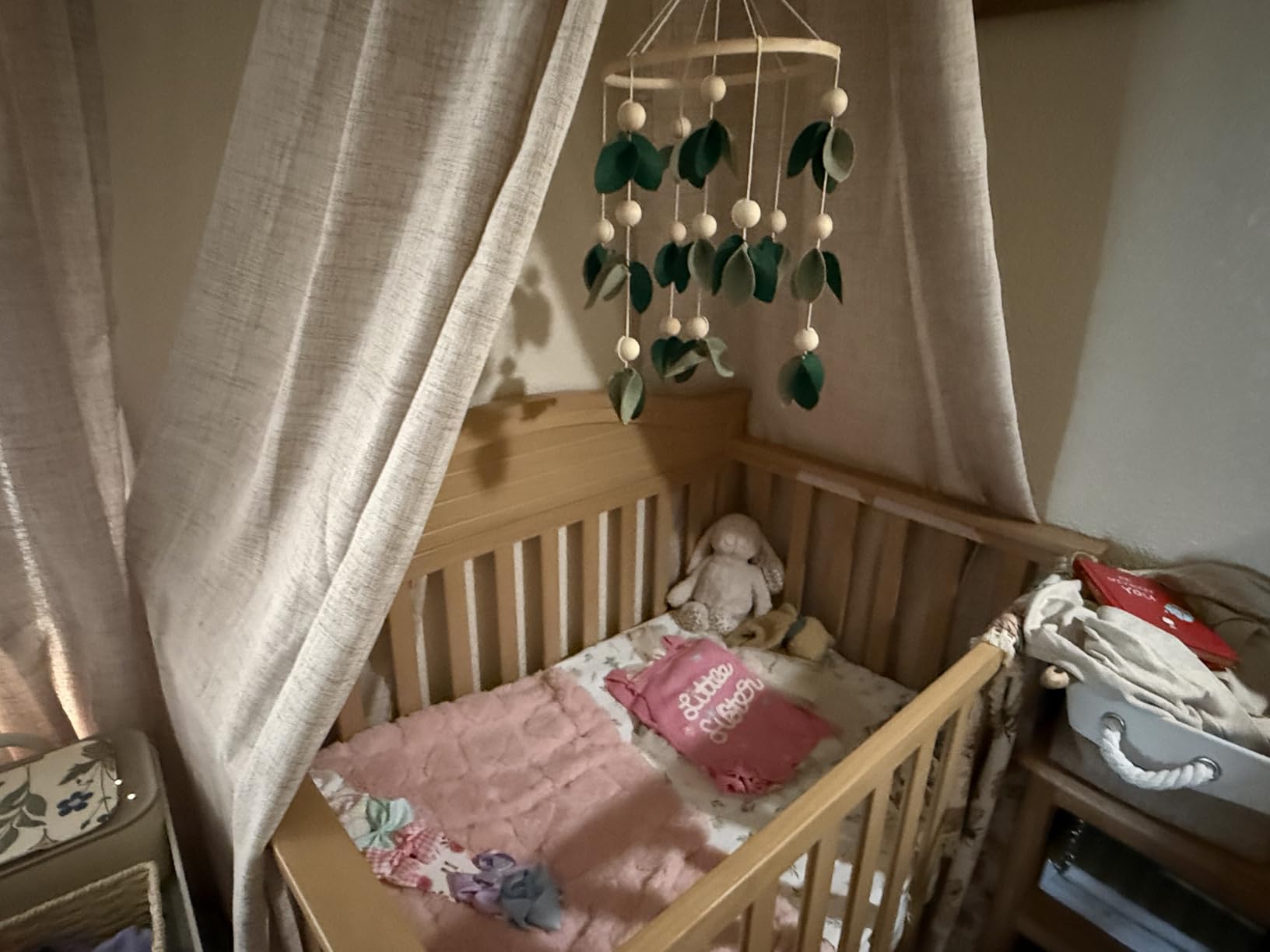Graco Stella 4-in-1 Convertible Mini Crib with Bonus Mattress - Includes Bonus 2.75 Inch Thick Mattress with Water-Resistant Cover, Converts to Twin Bed, Ideal Crib for Small Spaces (White) customer photo 2
