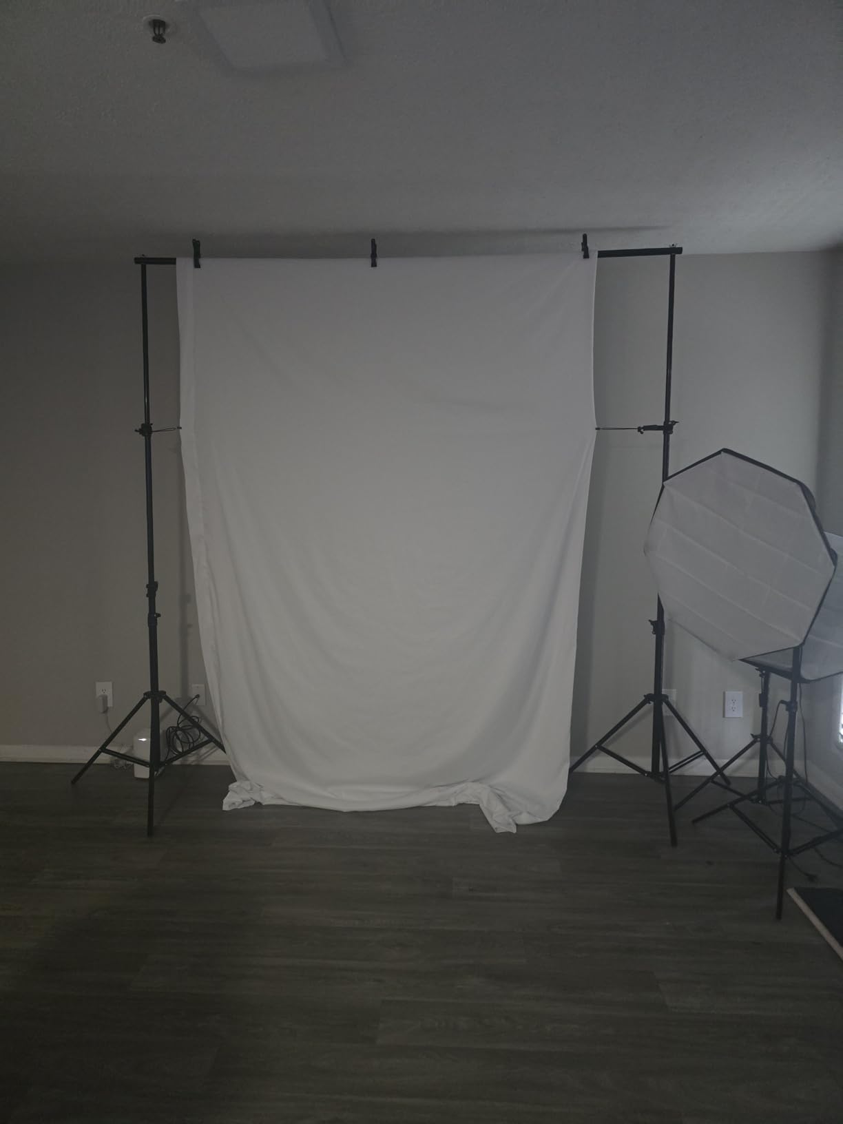 Skytex Softbox Lighting Kit(2Pack), 20x28in Soft Box | 85W 2700-6400K E27 LED Bulb Continuous Photography Lighting, Photo Studio Lights Equipment for Camera Shooting, Video Recording customer photo 2