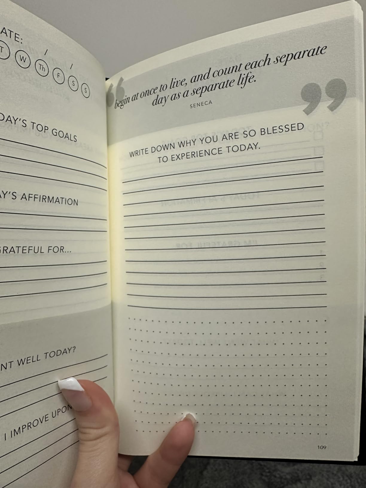 Self-Mastery Journal for Men - Gratitude Journals - 5 Minute Journal - Reflection Manifestation Journals for Mindfulness - Self Care Journal - Goal / Guided Gratitude Journal for Women & Men customer photo 1
