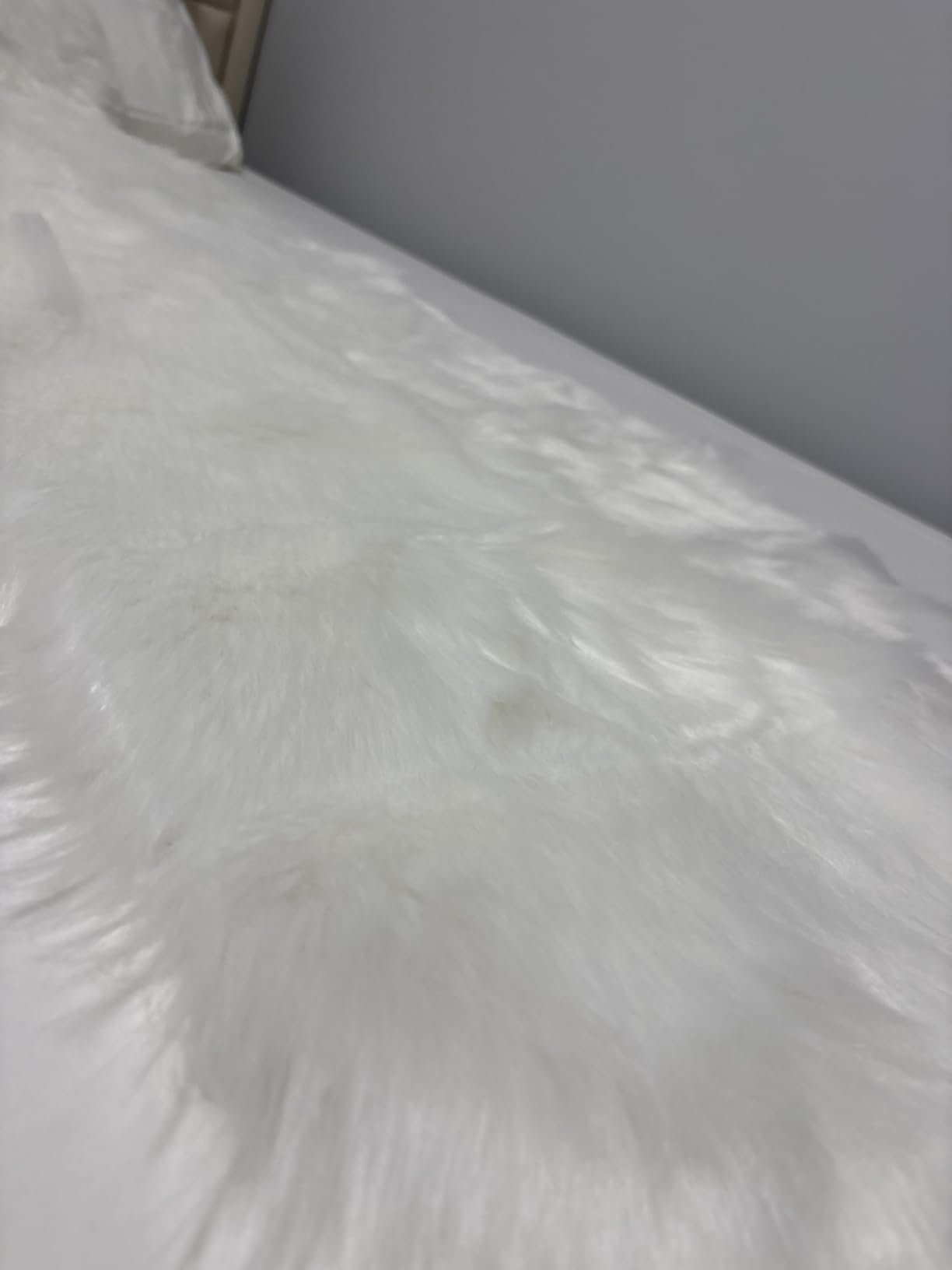 Faux Fur Rug Sheepskin Shag Fluffy Fuzzy White 2x6 ft Runner Rugs for Bedroom Bedside Bed Floor Living Room Plush High-Density Cushion Carpet Super Sofa Cover customer photo 1