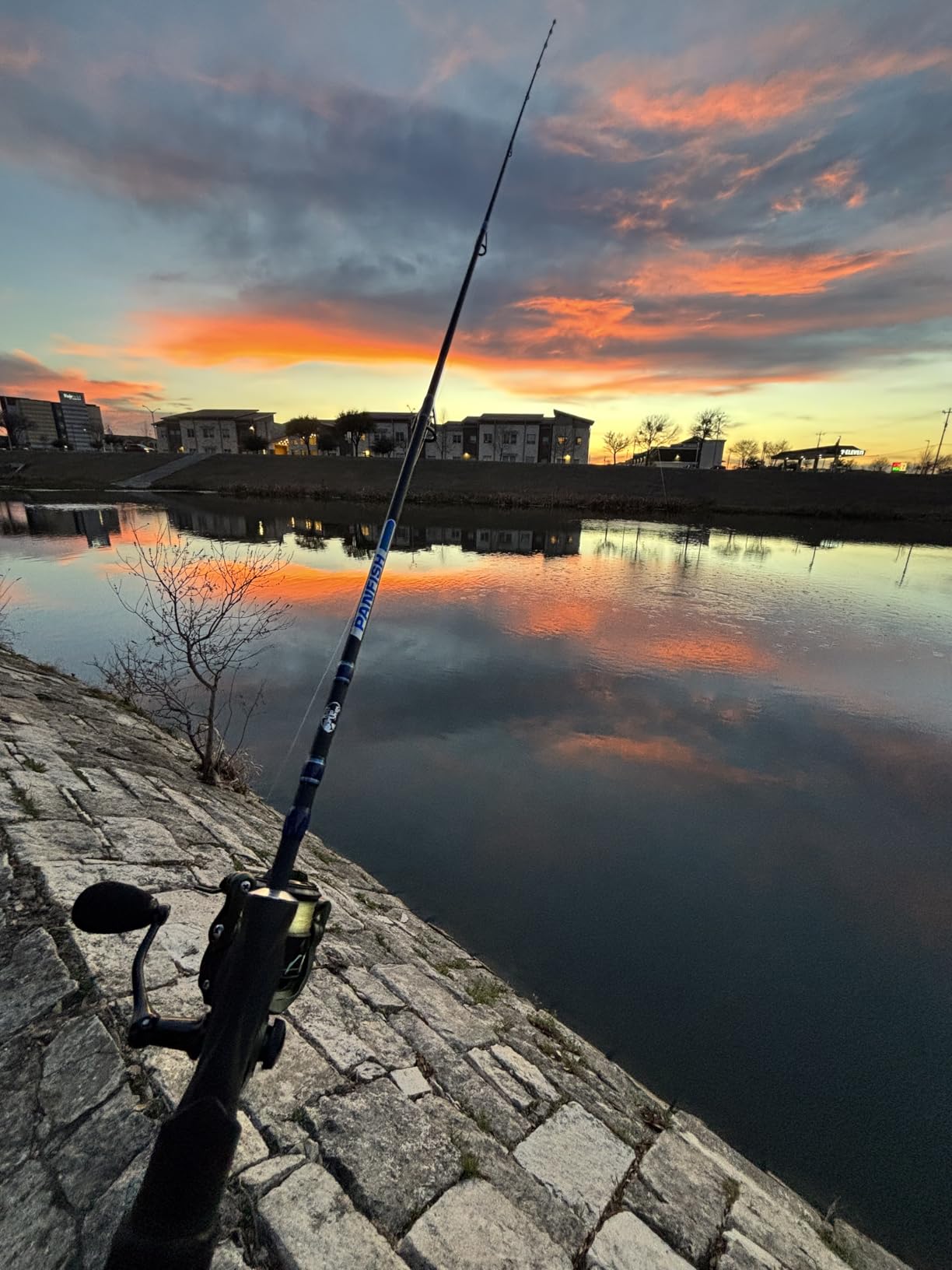 KastKing Spartacus II Spinning Reel - Sealed Carbon Fiber 22LBs Max Drag - 7+1 Stainless BB for Saltwater&Freshwater - 5.2:1 Gear Ratio - Size 500&1000 Perfect for Ice Fishing customer photo 1