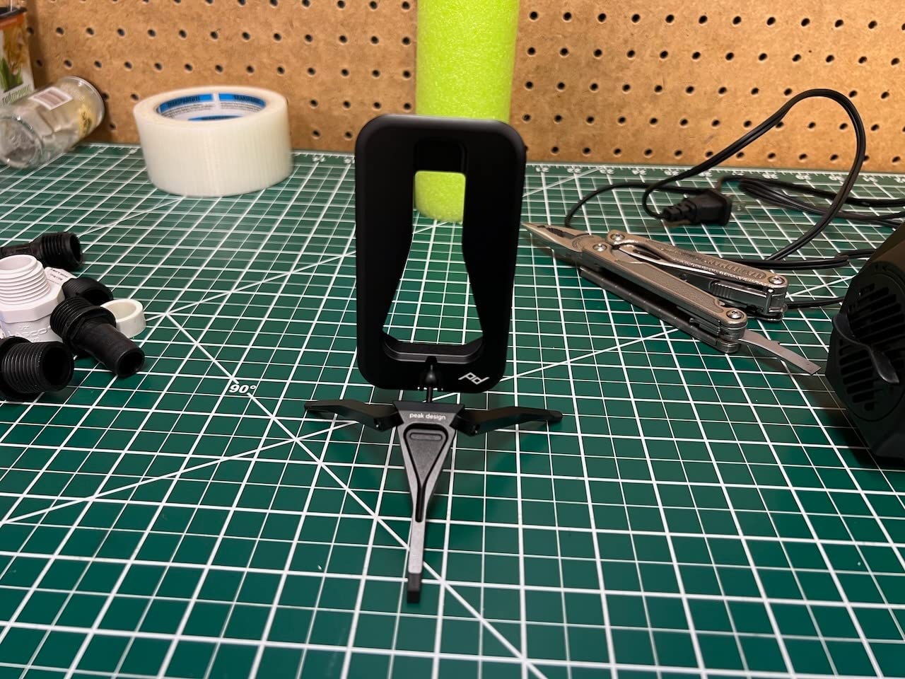 Peak Design Mobile Tripod, MagSafe Compatible, Compact Design, Portable and Pocket Friendly, SlimLink Mounting, Use It as a 3-Legged Stand, Kickstand or Grip, Phone Tripod Stand customer photo 2