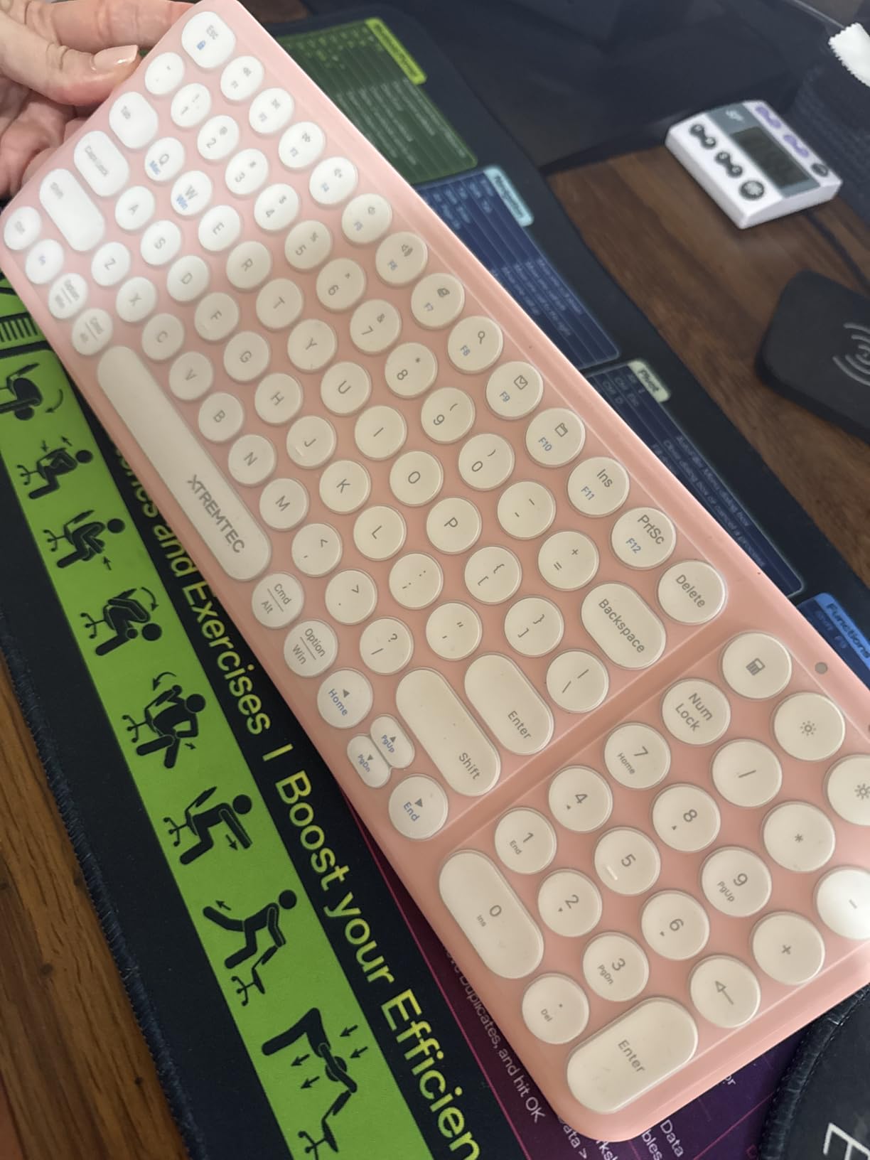 Wireless Keyboard and Mouse Combo, XTREMTEC Cute Kawaii Green Aesthetic Quiet Laptop Keyboard Teclado y Mouse Inalambrico Mac (Macaron Green) customer photo 2