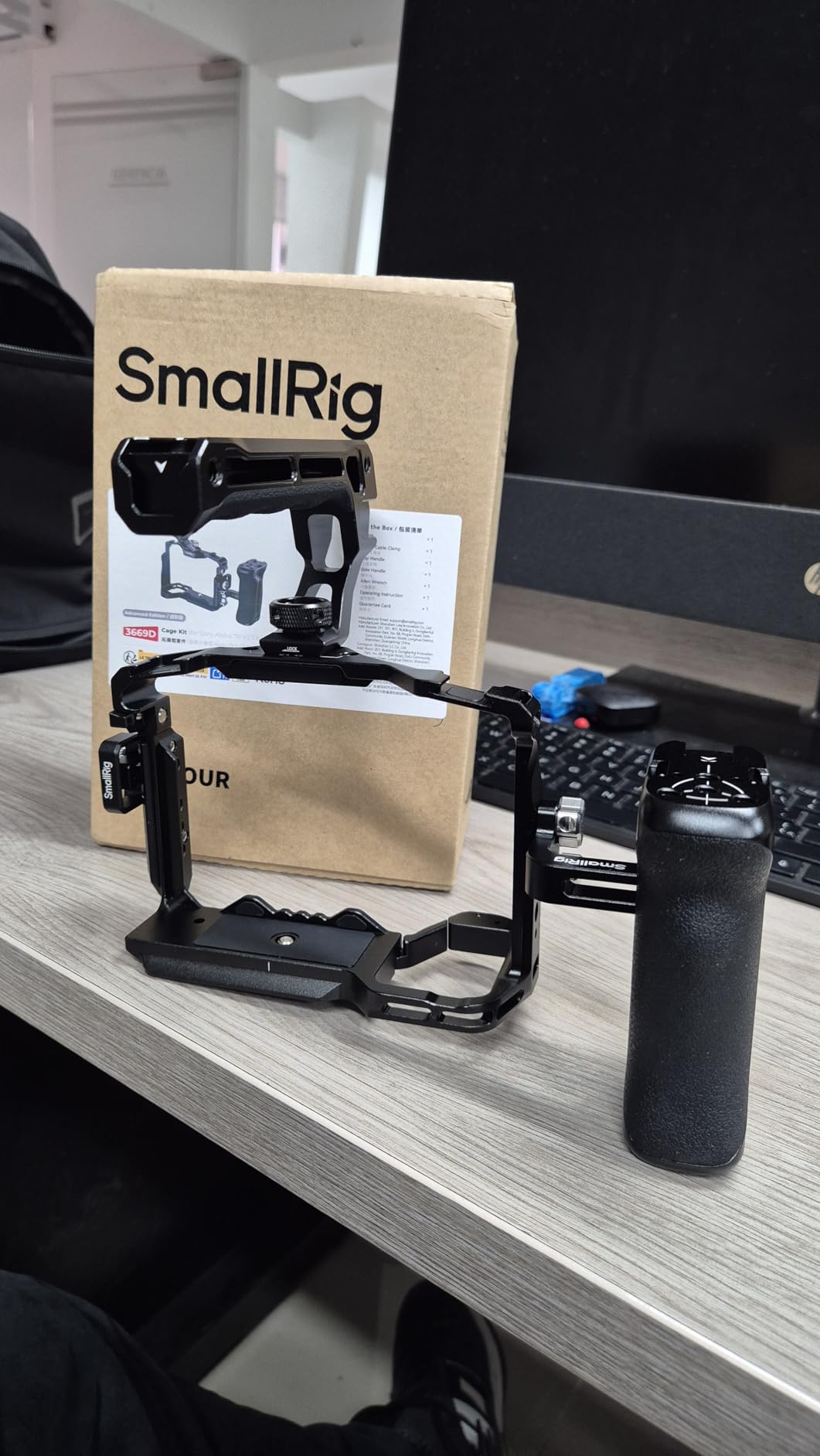 SmallRig HawkLock Quick Release Cage Kit for Sony Alpha 7R V/Alpha 7 IV/Alpha 7S III/Alpha 1/Alpha 7R IV/Alpha 7 V, Full Cage with Top & Side Handle, Cable Clamp (Upgraded Version) customer photo 1