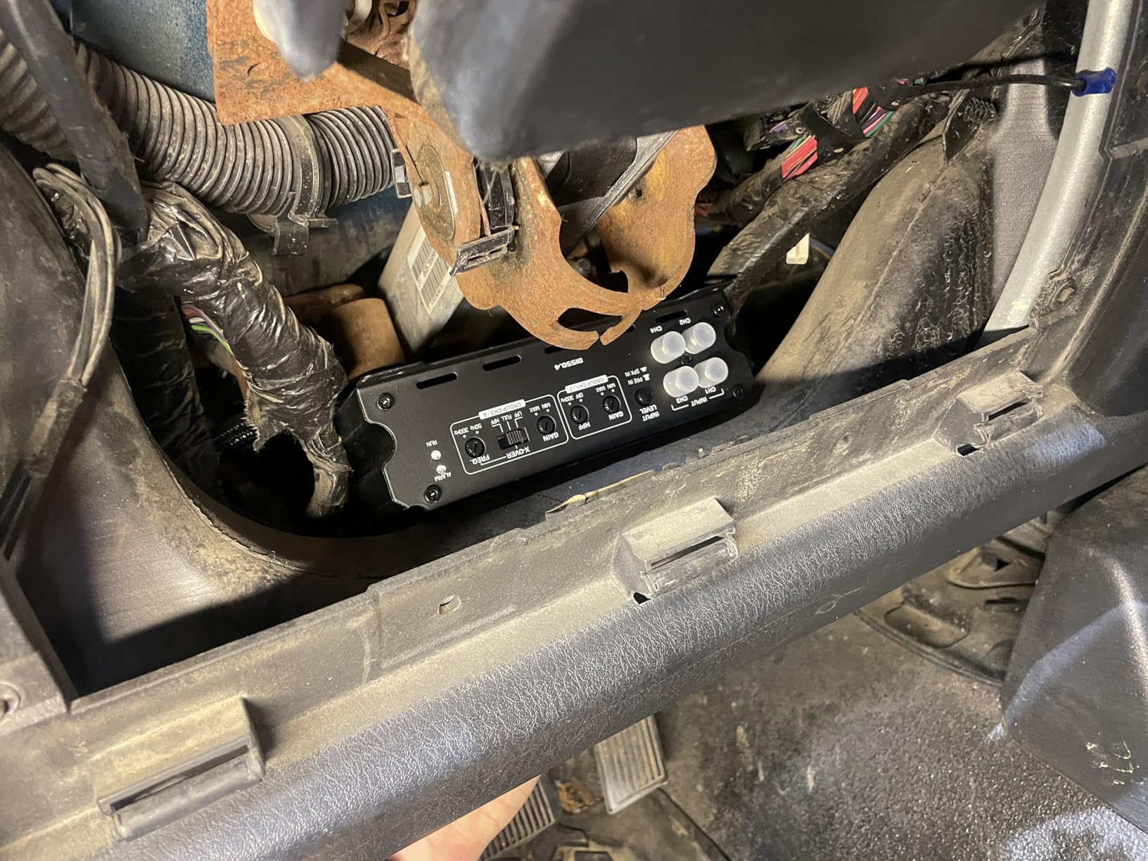 Recoil DI550.4 Full-Range Class-D 4-Channel Car Audio Amplifier, 1040 Watts customer photo 1