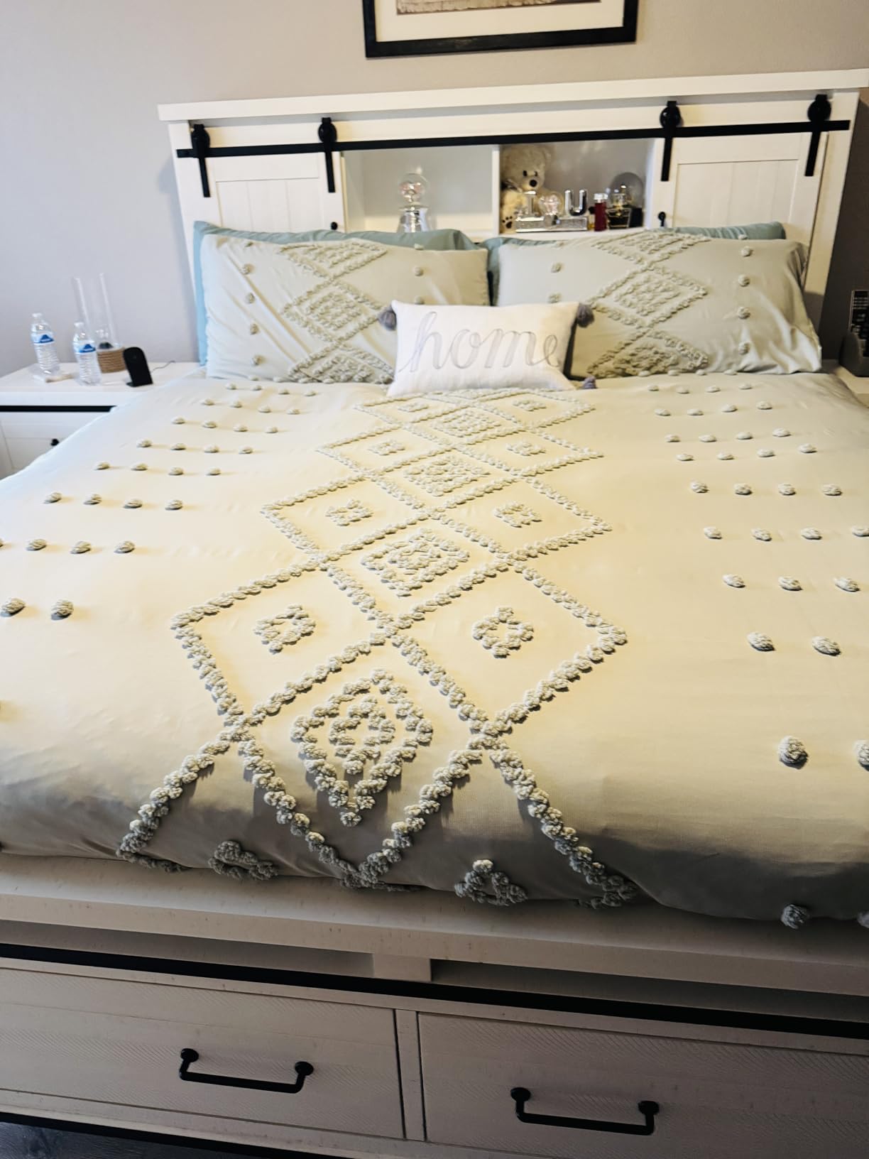 Oli Anderson Tufted Duvet Cover Queen Size, Soft and Lightweight Duvet Covers Set for All Seasons, 3 Pieces Boho Embroidery Shabby Chic Bedding Set (Beige, Queen, 90