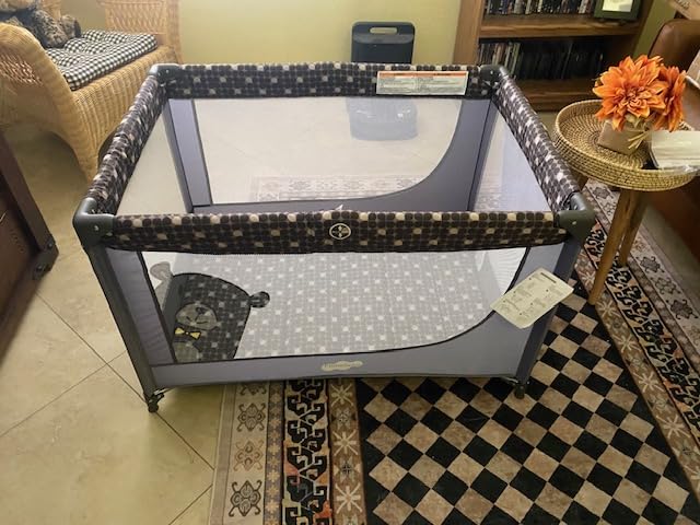 Pamo Babe Compact Pack and Play - Portable Crib for Baby, Lightweight Foldable Travel Playard with Mattress Pad & Carry Bag, Safe Breathable Travel Bed for Home, Trips & Family Visits, Cute Pattern customer photo 2