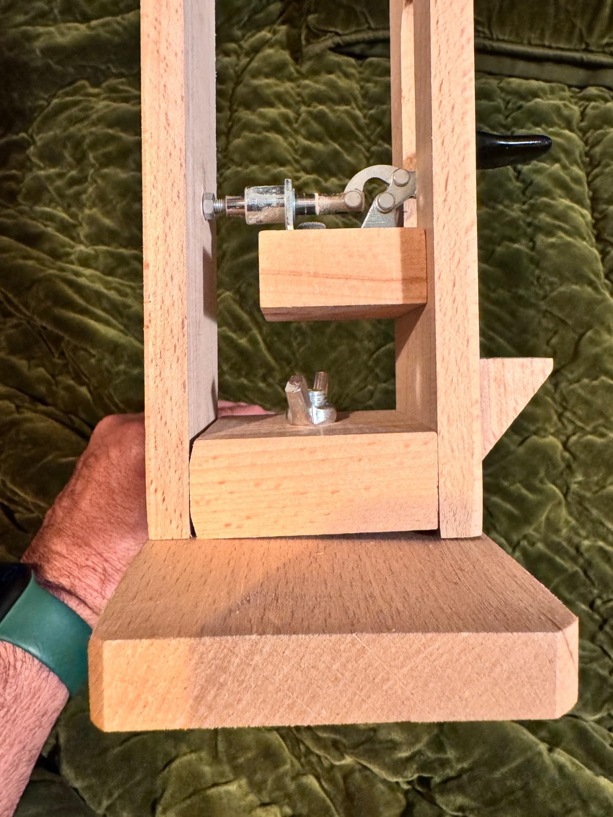 13 Best Leather Stitching Ponies (April 2026) Complete Guide