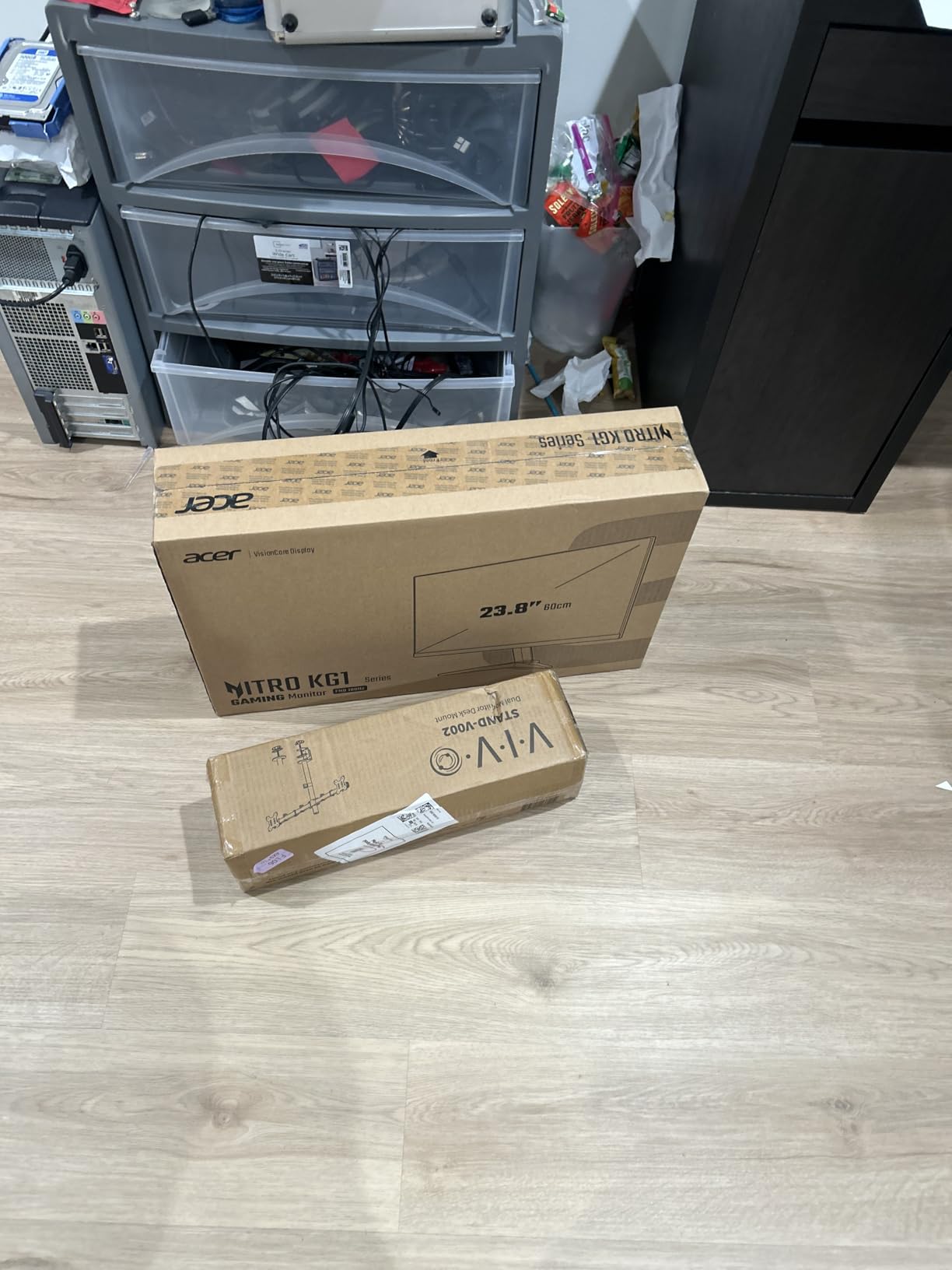Acer Nitro KG241Y Sbiip 23.8 inch Full HD VA Gaming Monitor, AMD FreeSync Premium, 165Hz Refresh Rate, 1ms VRB, ZeroFrame Design customer photo 1