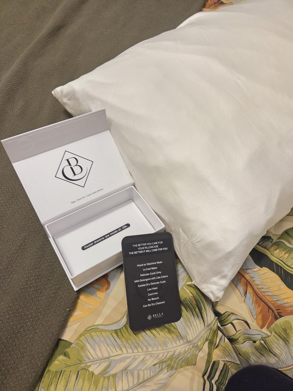 Bella Coterie Luxury Silk Pillowcase for Hair and Skin | 30 Momme | 100% Pure 6A Mulberry Silk | Super Soft | Perfectly Plush [King, White] customer photo 2