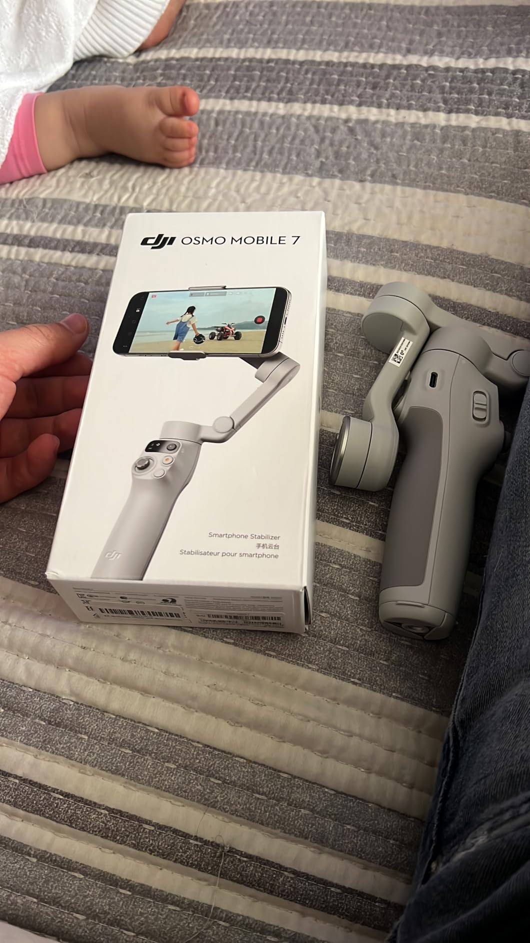 DJI Osmo Mobile SE, 3-Axis Phone Gimbal for iPhone, Android, Built-in Tripod, Selfie Stick, Gimbal Stabilizer for iphone, Andriod, ActiveTrack 6.0, Vlogging Stabilizer for Youtube, TikTok, Travel customer photo 2