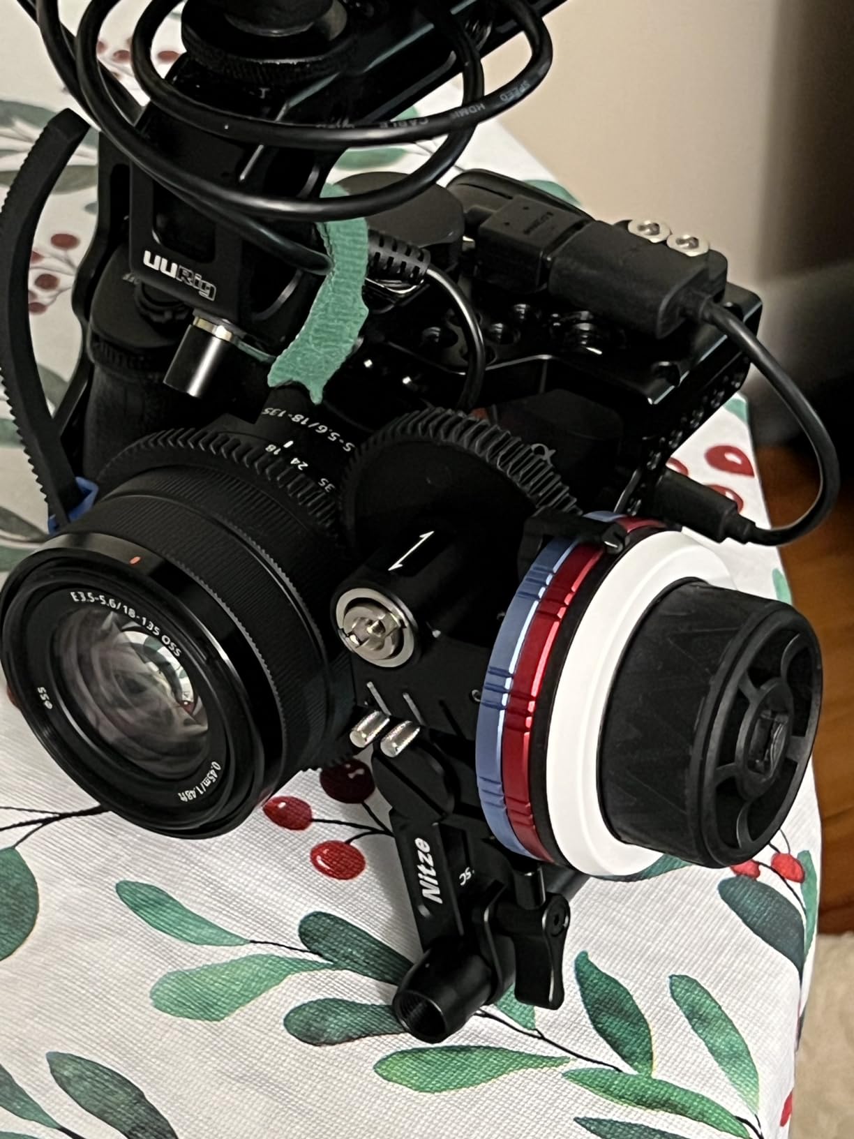 Nitze Mini Follow Focus, with 15mm Rod and Rod Clamp, Gear Ring Belt, 3 Reversible Drive Gears and 2 Marking Disks, Supports A/B Hard Stops and 360 Degree Infinity Zoom - MF15C customer photo 2