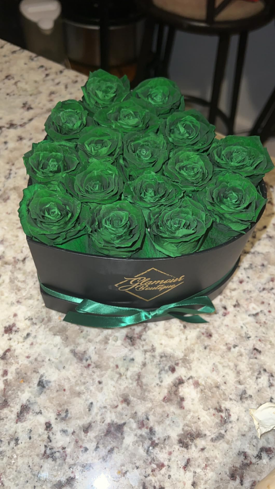 GLAMOUR BOUTIQUE 16 Flower Forever Heart Shape Box, Eternal Preserved Roses Gift for Her, Lasting Flowers, Romantic Floral Keepsake for Birthday, Anniversary or Valentine's Day, Red (Color-Treated) customer photo 2