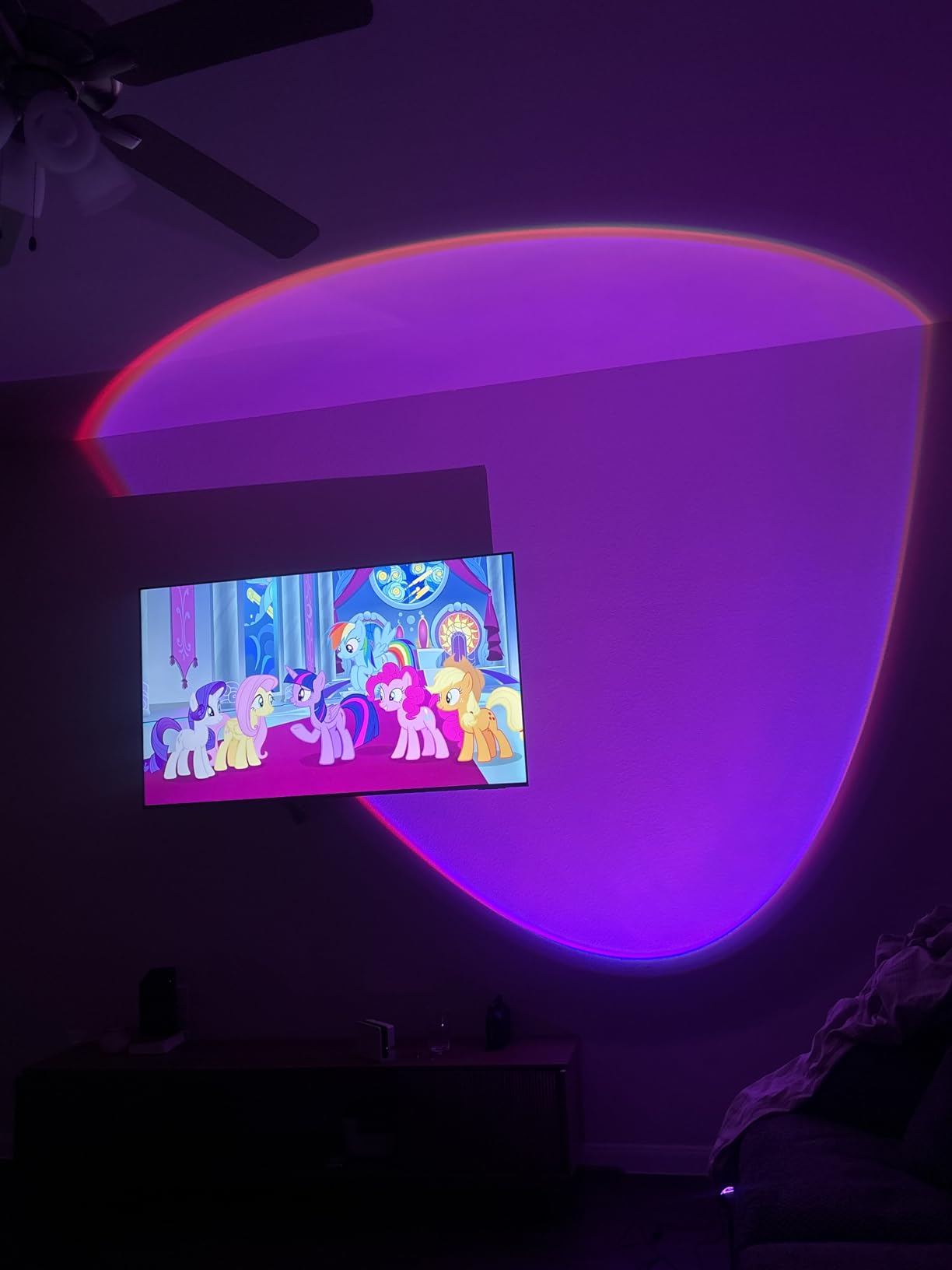 Sunset Lamp Projection, Not Only 21 Colors Sunset Lights, 180 Degree Rotation Led Light, Push Button Switch & APP Control Projector for Party Bedroom Decor customer photo 2