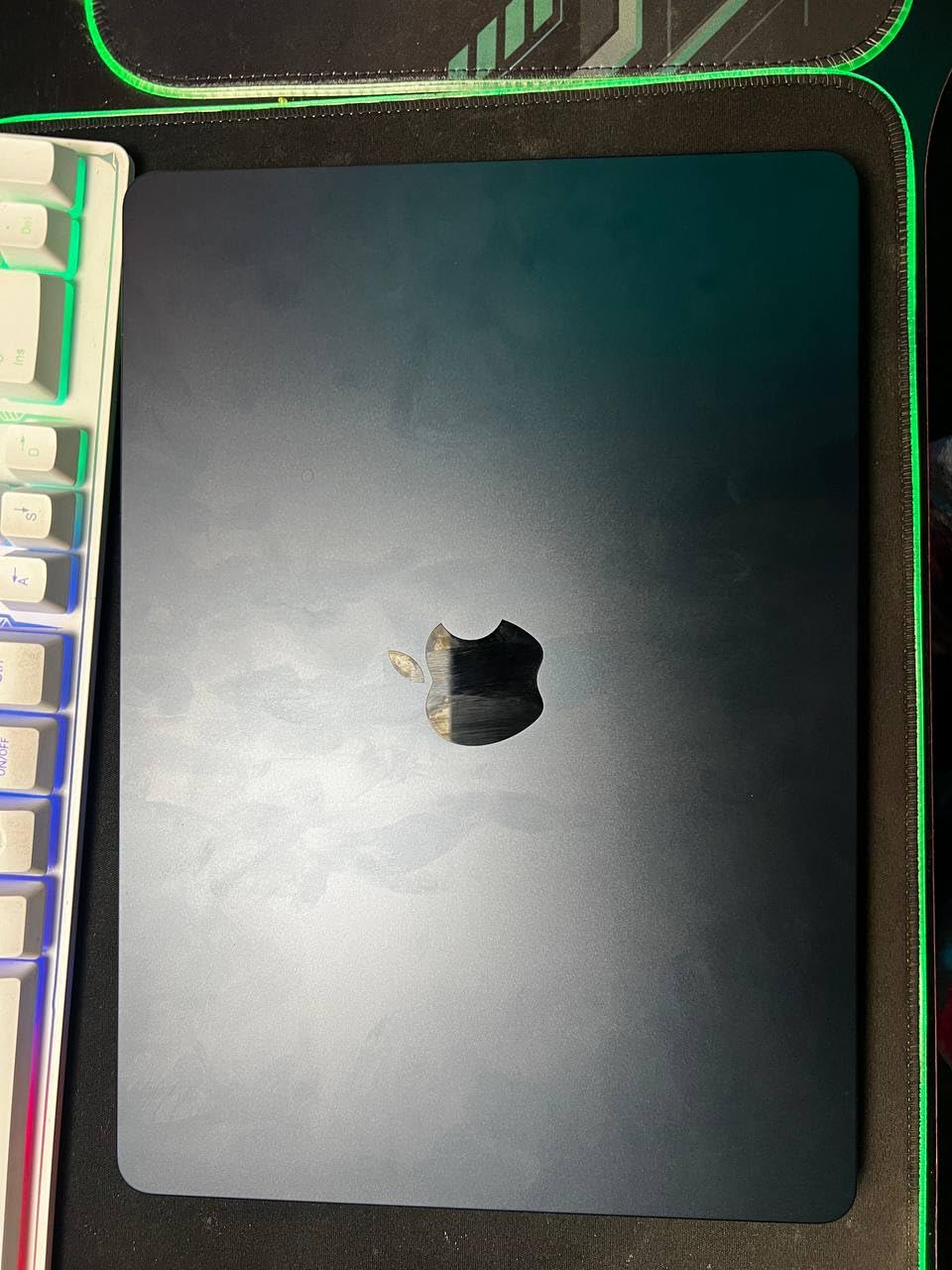 Apple 2022 MacBook Air with Apple M2 Chip, 13-inch, 8GB RAM, 256GB SSD Storage, Midnight (Renewed) customer photo 2