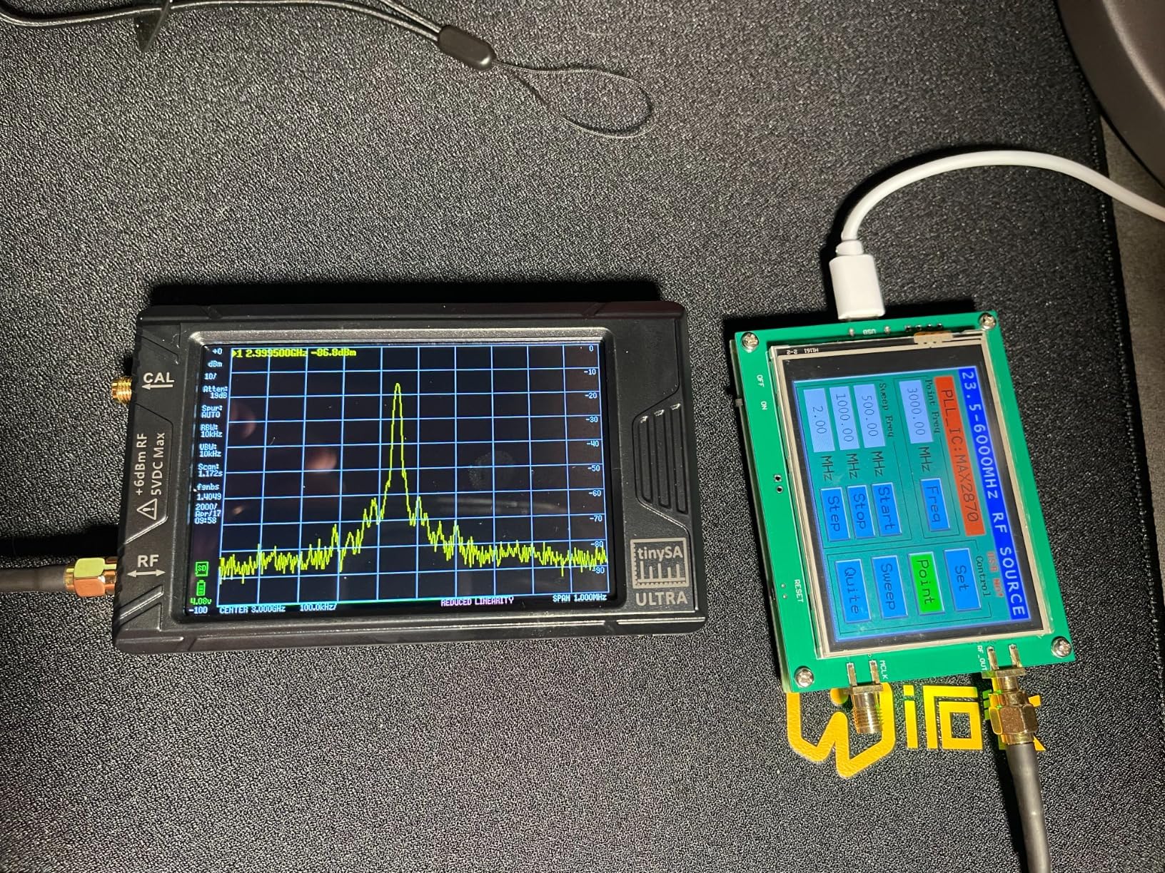 AURSINC TinySA Ultra+ ZS406 Spectrum Analyzer, 4.0 Inch 100kHz-5.4GHz Handheld Frequency Analyzer with 32Gb Card, HW V0.4.6, 2-in-1 Signal Generator customer photo 1
