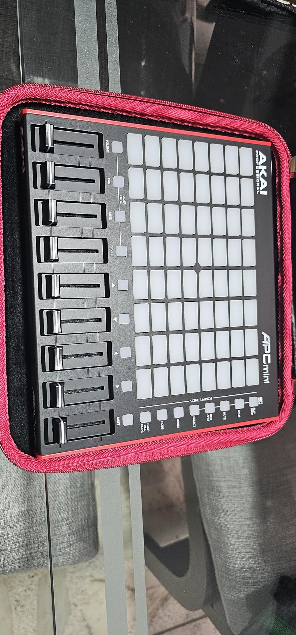 APC Mini MK2 - USB MIDI Pad Controller for Clip Launching with Ableton Live Lite, 64 RGB Pads, Drum and Note Mode and MIDI Mixer customer photo 1